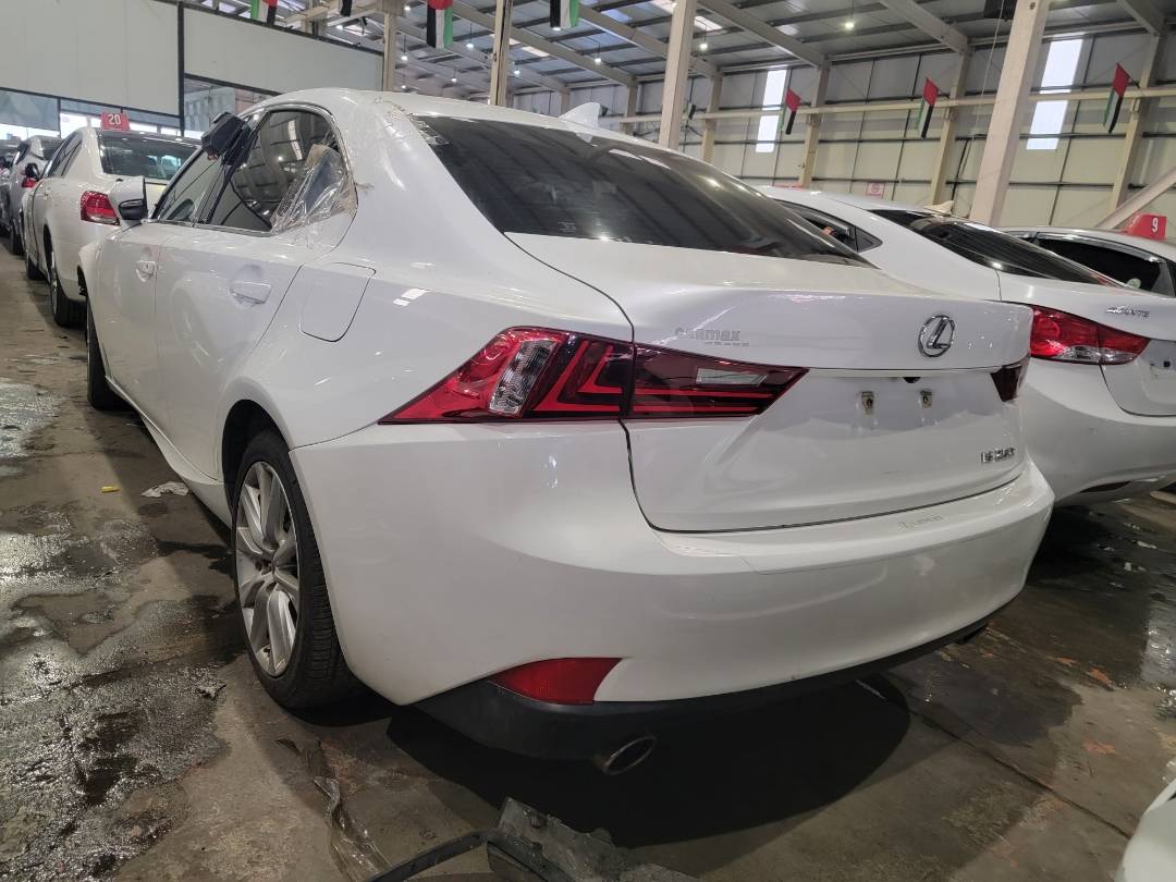 2015 LEXUS IS 250 — 118934 Miles — Lot 26F5048685 — Main - Marhaba Auctions Used Cars - Image 4