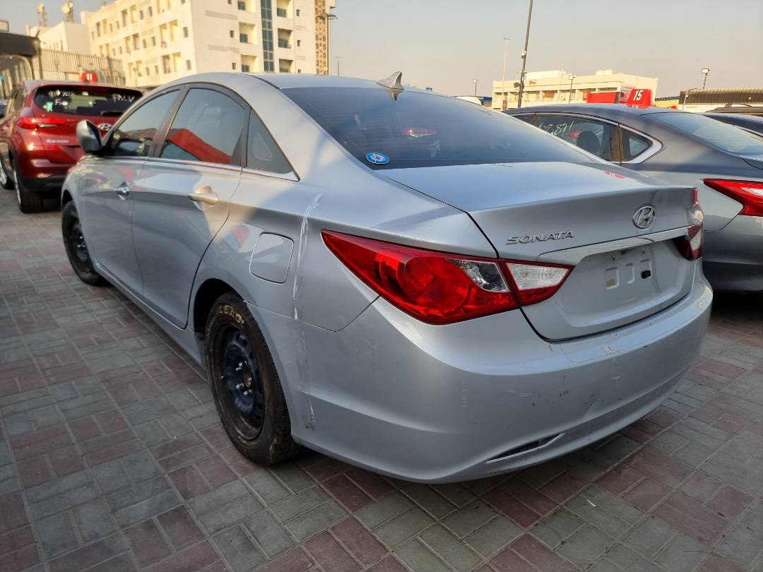 2011 HYUNDAI SONATA — 171369 Miles — Lot 125487 — Main - Marhaba Auctions Used Cars - Image 5