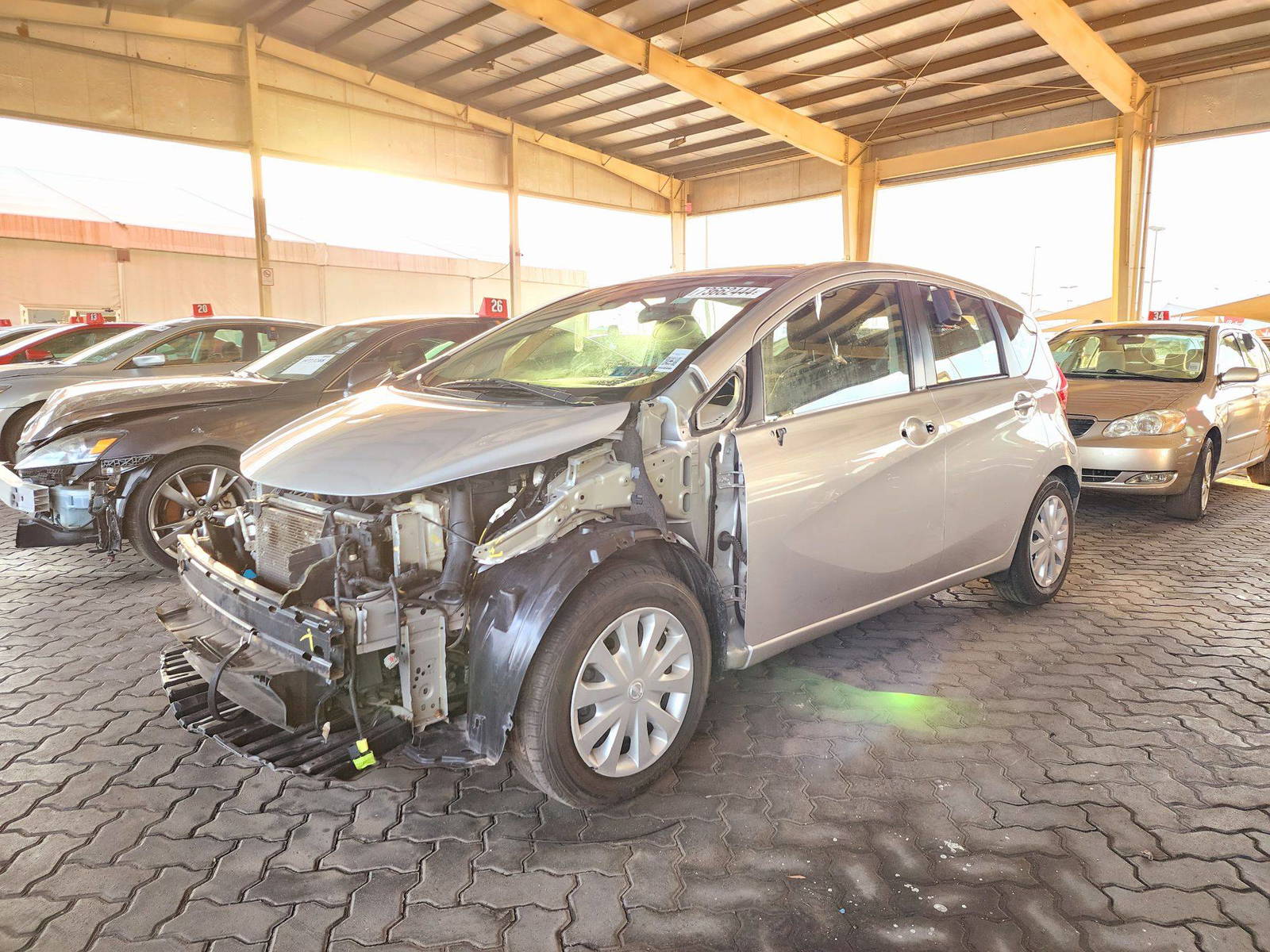 2014 NISSAN VERSA NOTE — 196174 Miles — Lot L382329 — Souq - Marhaba Auctions Used Cars - Image 5