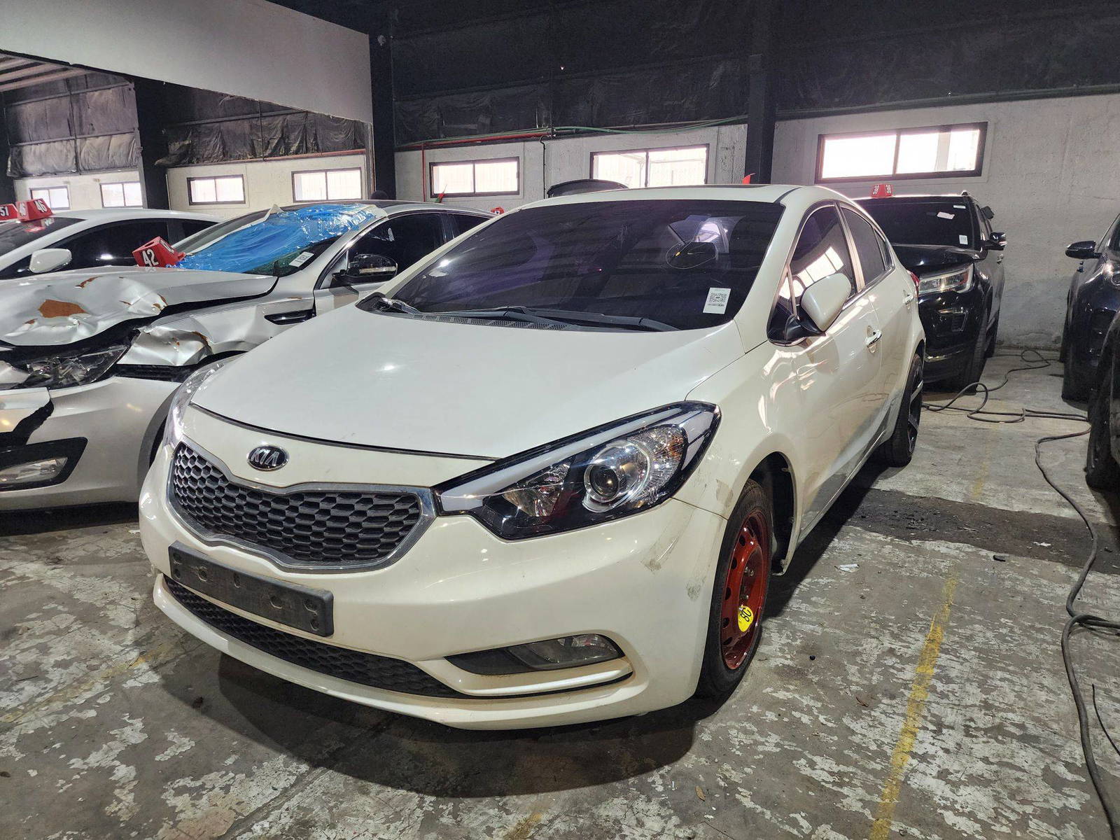 2014 KIA K3 — 171579 KM — Lot 218823 — Main - Marhaba Auctions Used Cars - Image 6