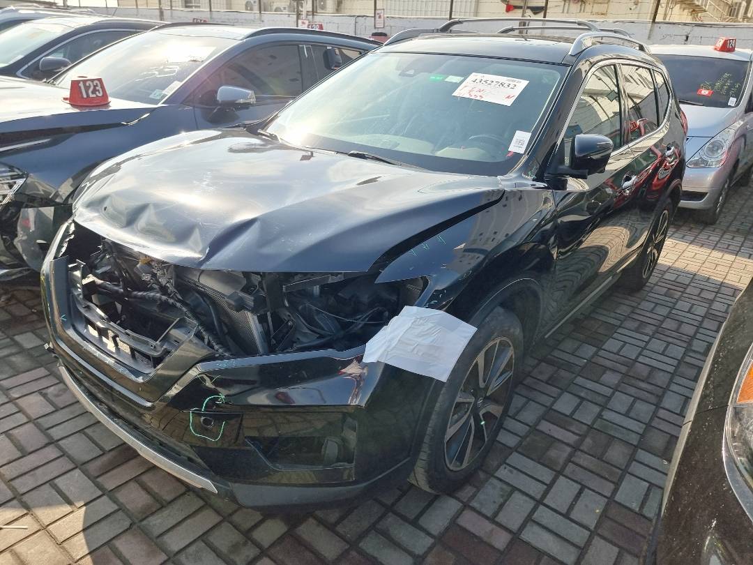 NISSAN ROGUE 2018 - Marhaba Auction Used Cars - Image 4