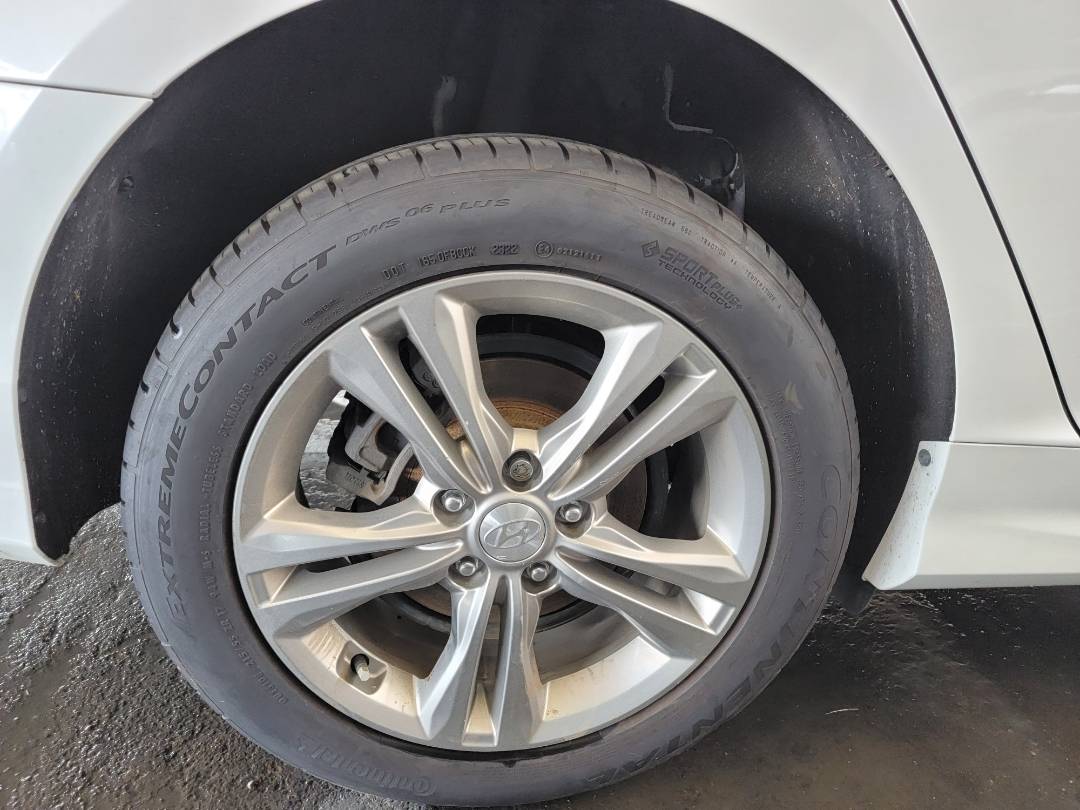 2018 HYUNDAI SONATA — 67851 Miles — Lot JH705945 — Main - Marhaba Auctions Used Cars - Image 4