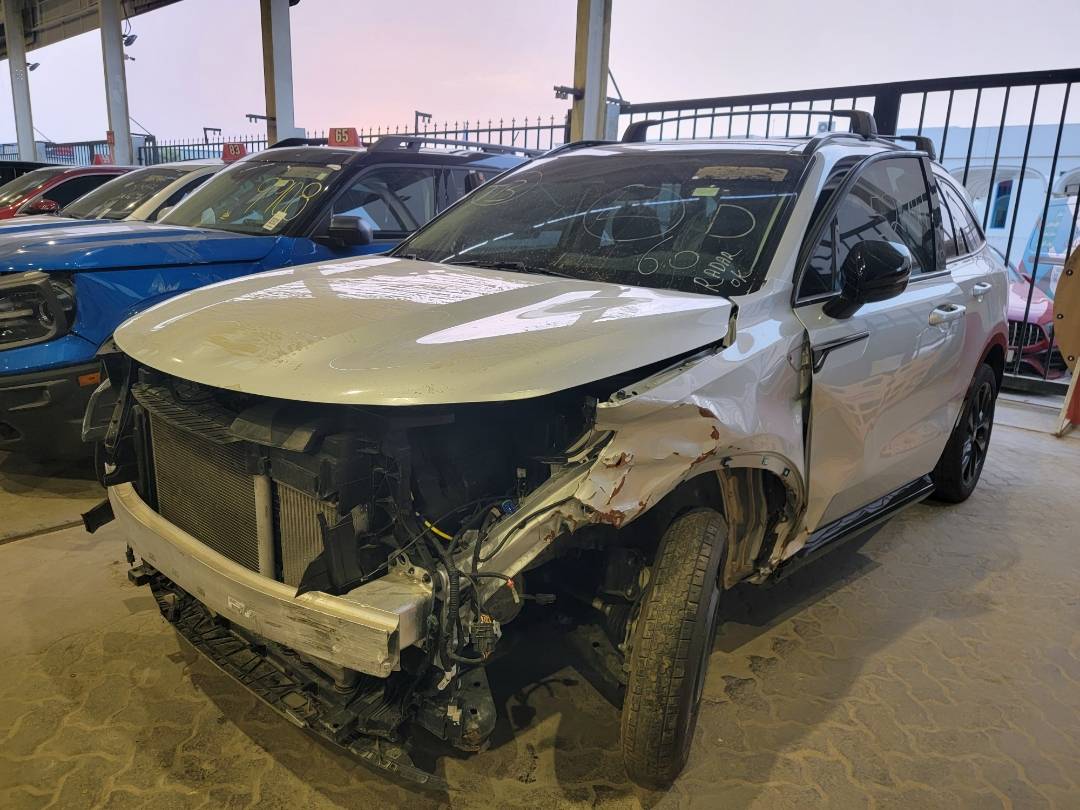 2021 KIA SORENTO — 52741 Miles — Lot 056390 — Main - Marhaba Auctions Used Cars - Image 4