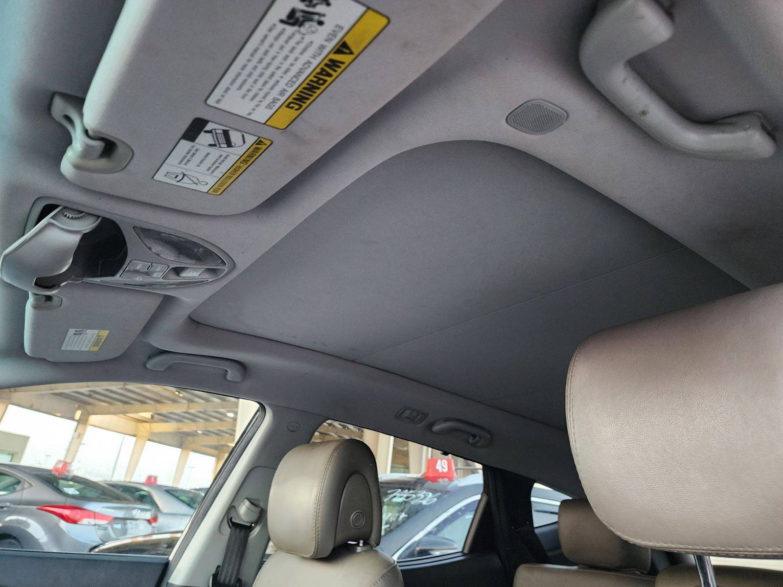 2016 HYUNDAI SANTA FE — 85109 Miles — Lot 17807 — Souq - Marhaba Auctions Used Cars - Image 8