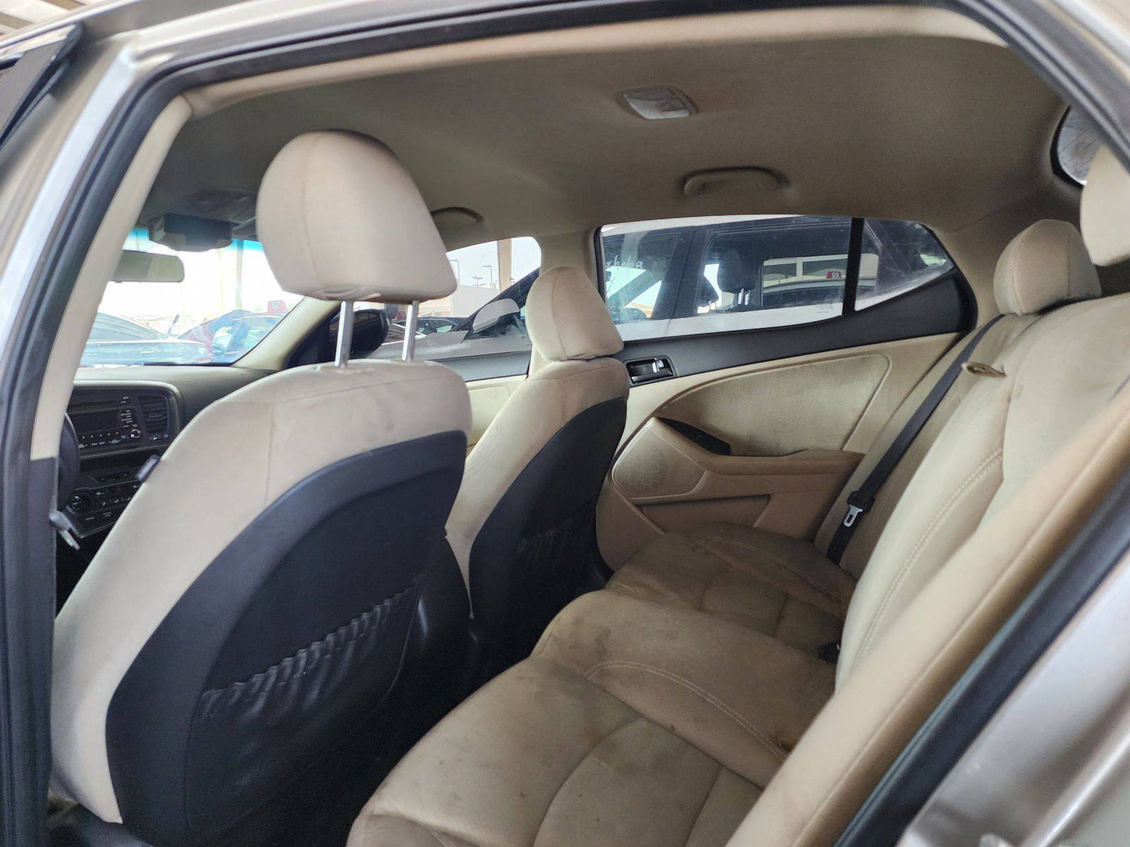 2013 KIA OPTIMA — 166764 Miles — Lot 71439 — Souq - Marhaba Auctions Used Cars - Image 6