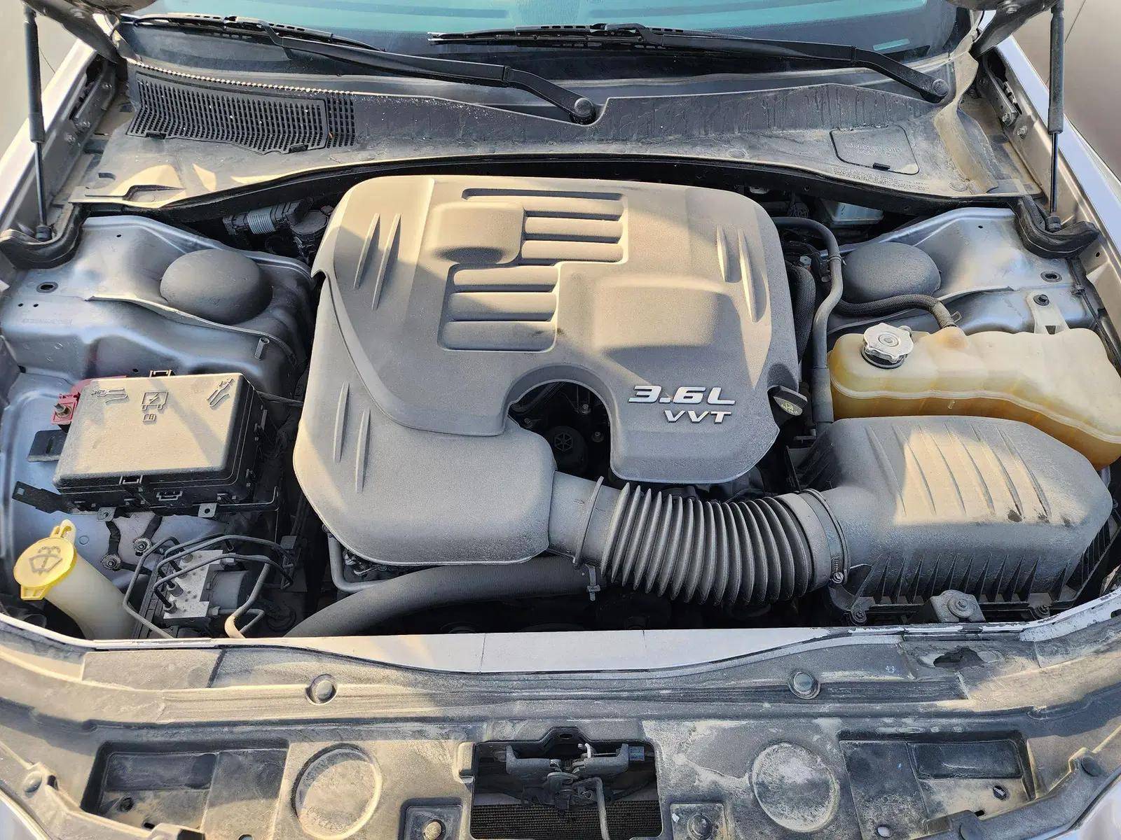 2018 CHRYSLER 300 — 118299 Miles — Lot G6JH249801 - Marhaba Auctions Used Cars - Image 4