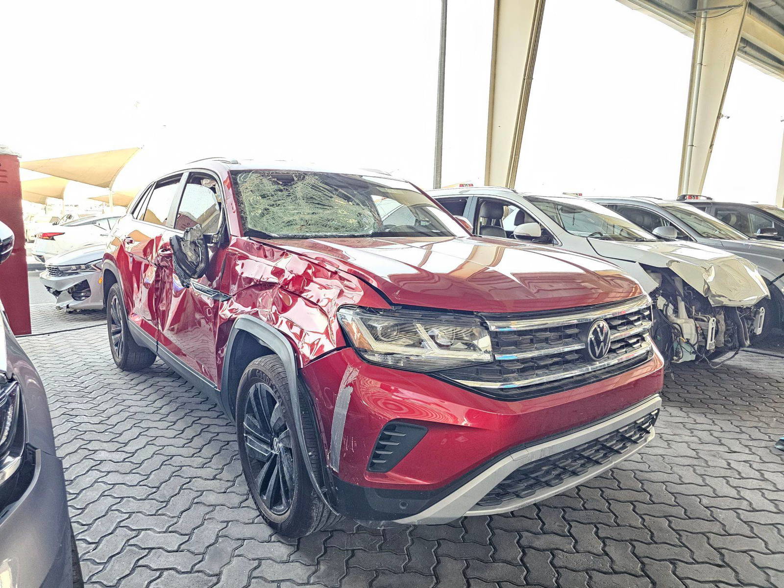 2023 VOLKSWAGEN ATLAS CROSS SPORT SE — 29072 Miles — Lot 41431095 — Main - Marhaba Auctions Used Cars - Image 4