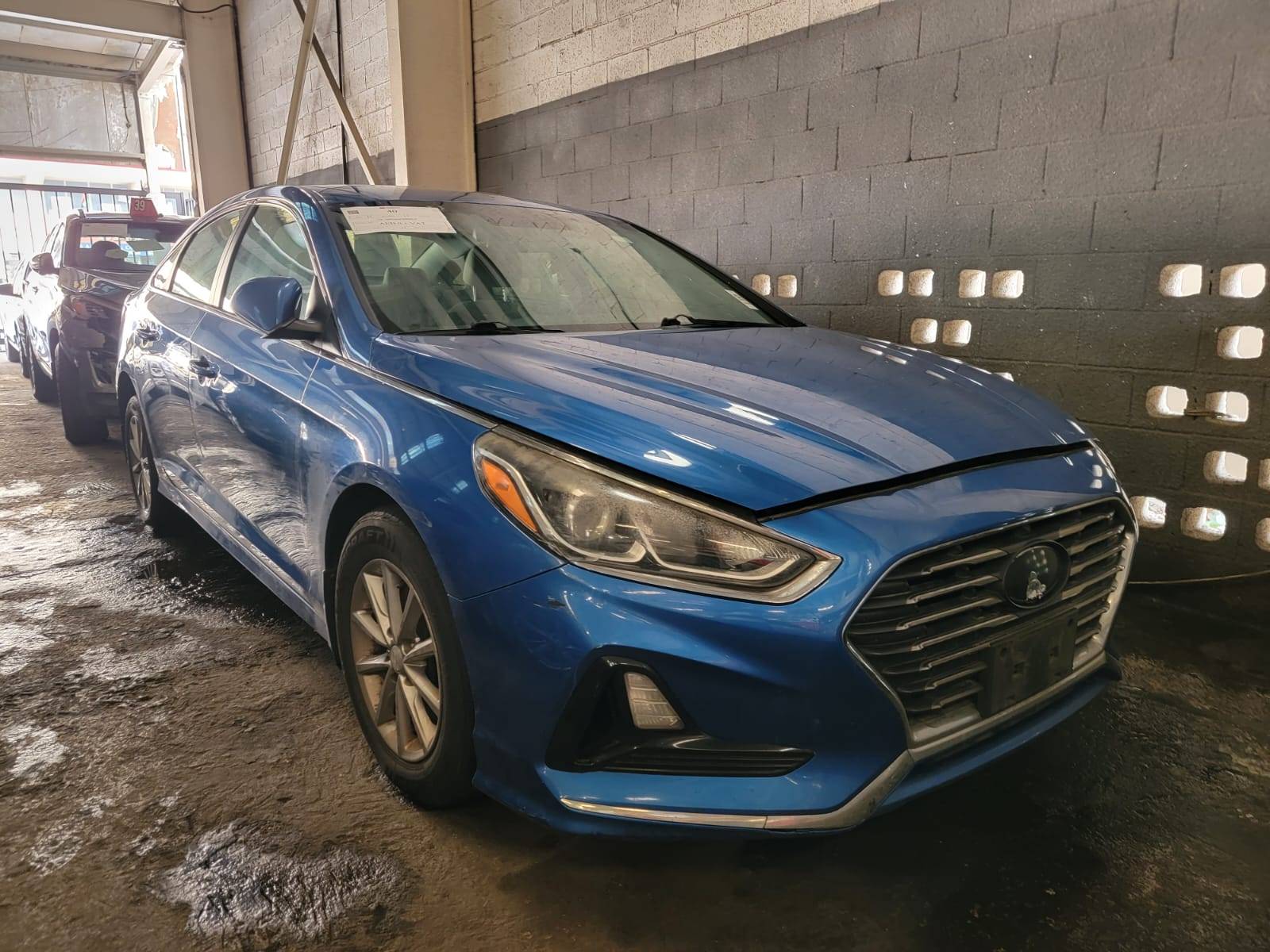 2018 HYUNDAI SONATA — 156141 Miles — Lot 42762235 — Main - Marhaba Auctions Used Cars - Image 3
