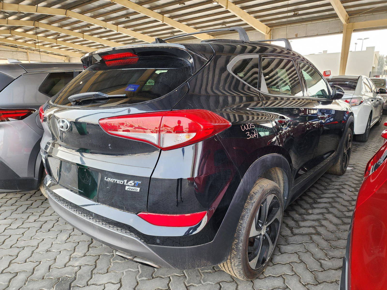 2016 HYUNDAI TUCSON — 126226 Miles — Lot 27GU146066 — Souq - Marhaba Auctions Used Cars - Image 3