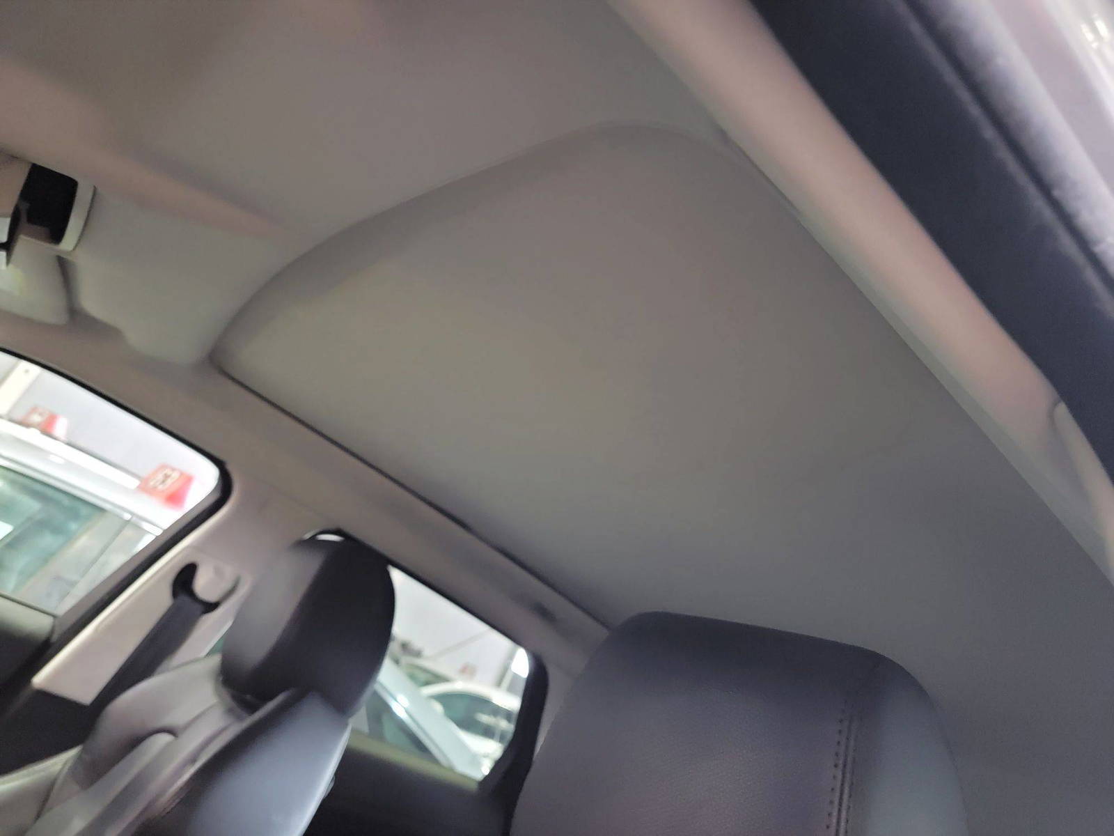 LAND ROVER RANGE ROVER EVOQUE PURE 2014 - Marhaba Auction Used Cars - Image 9