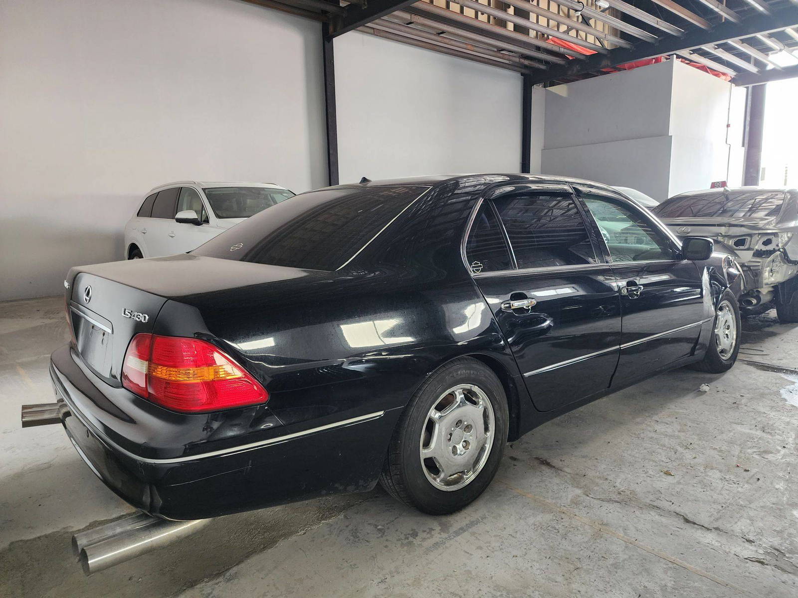 2001 LEXUS LS 430 — 154960 Miles — Lot 49551 — Main - Marhaba Auctions Used Cars - Image 3