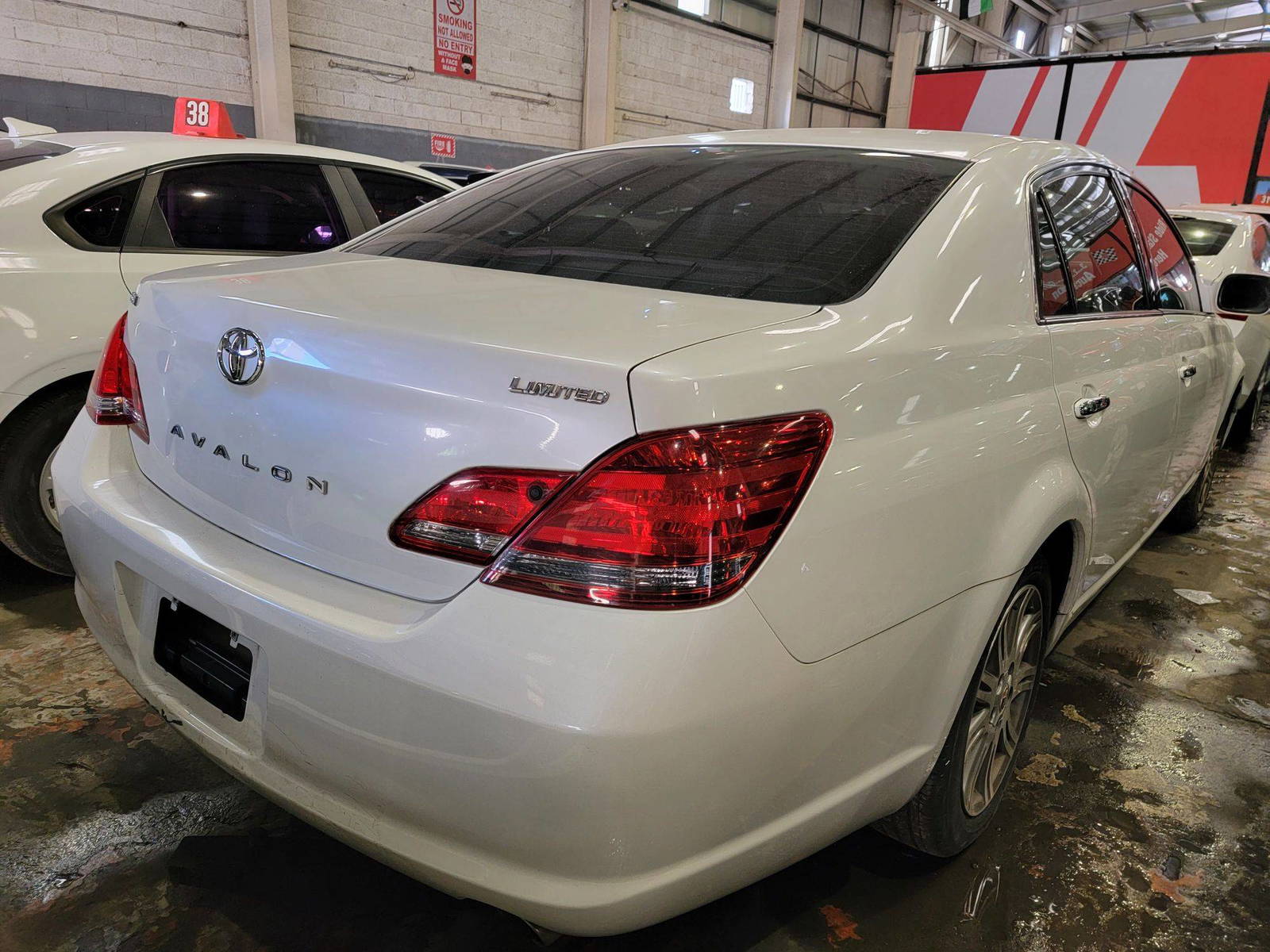 2008 TOYOTA AVALON — 200788 Miles — Lot 80149465 — Main - Marhaba Auctions Used Cars - Image 3