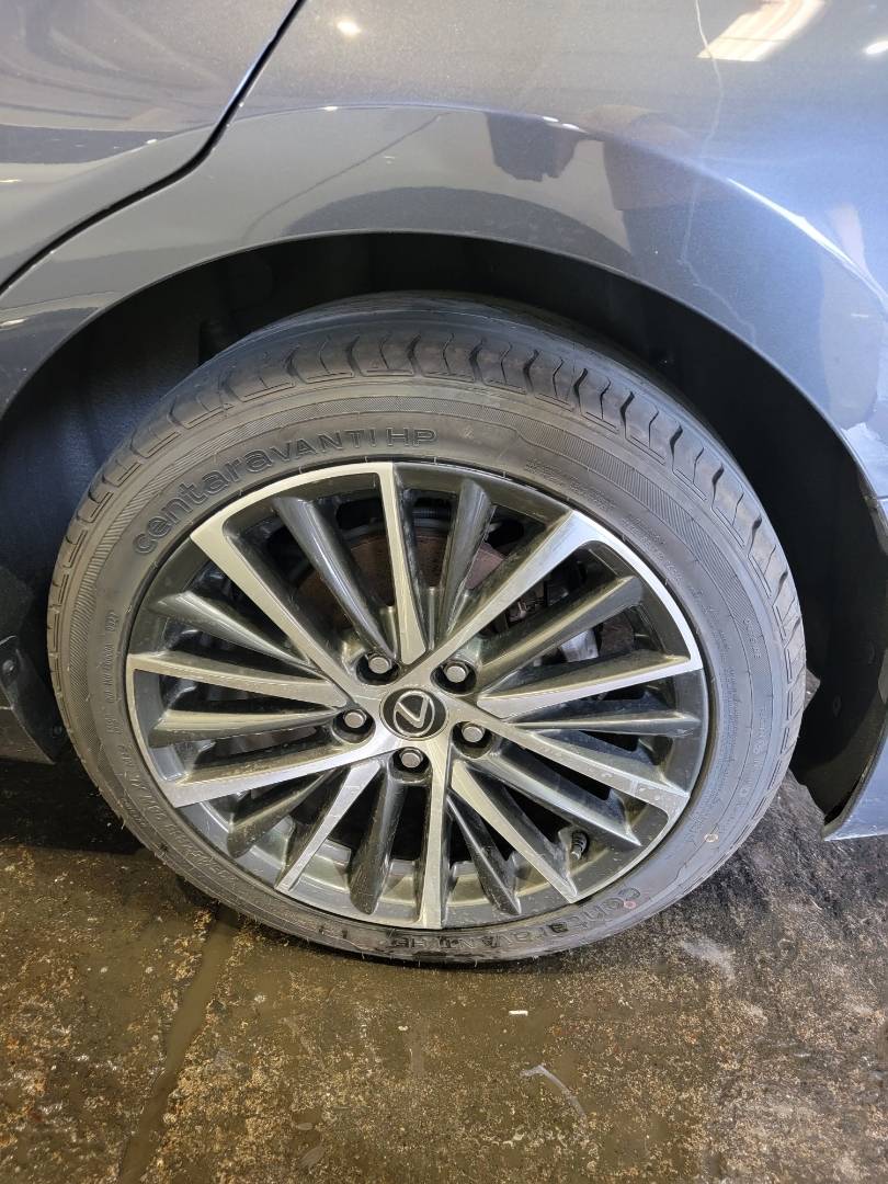 2023 LEXUS ES 300 — 43641 Miles — Lot 8PU027348 — Main - Marhaba Auctions Used Cars - Image 9