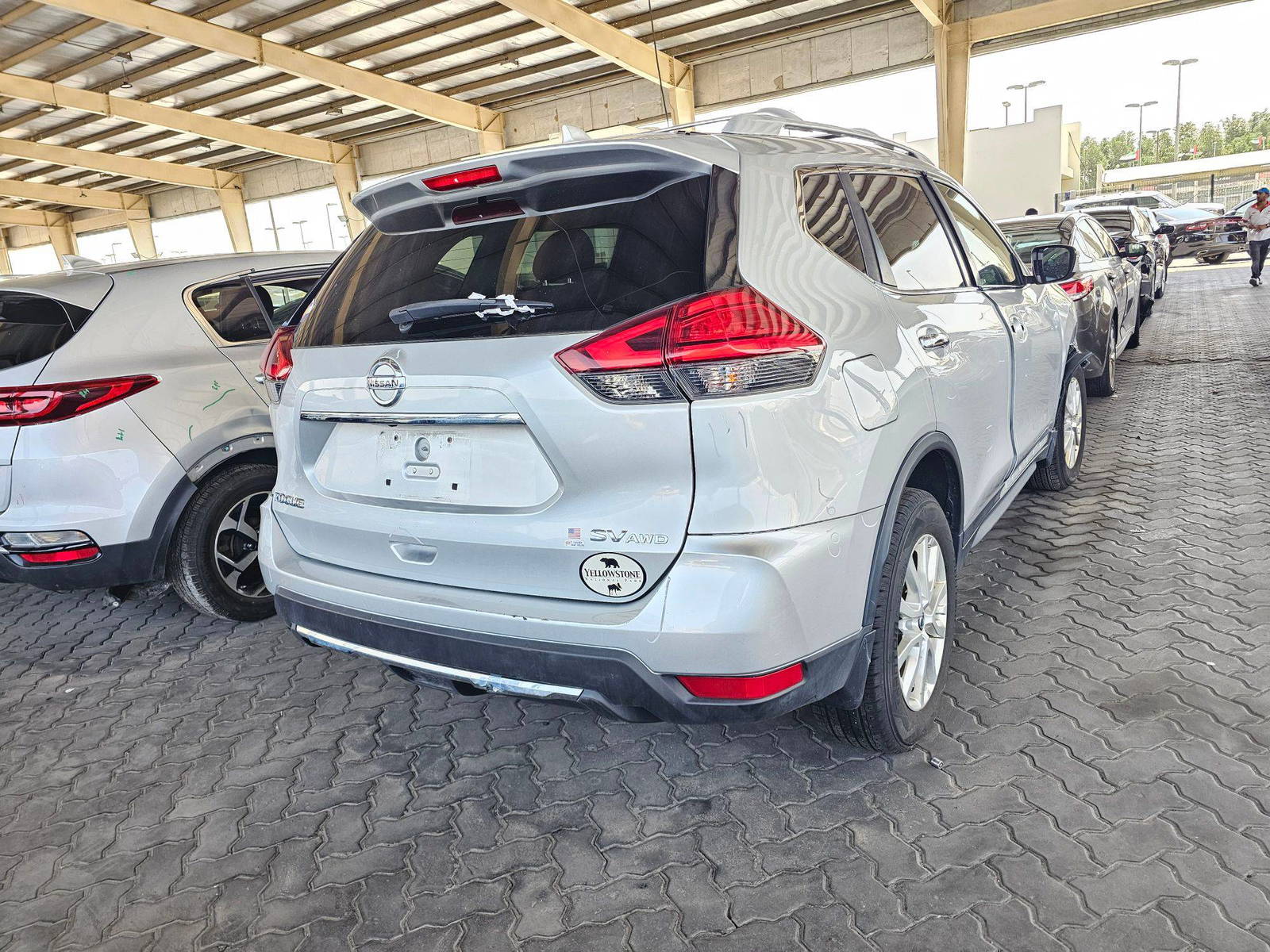NISSAN ROGUE 2017 - Marhaba Auction Used Cars - Image 3