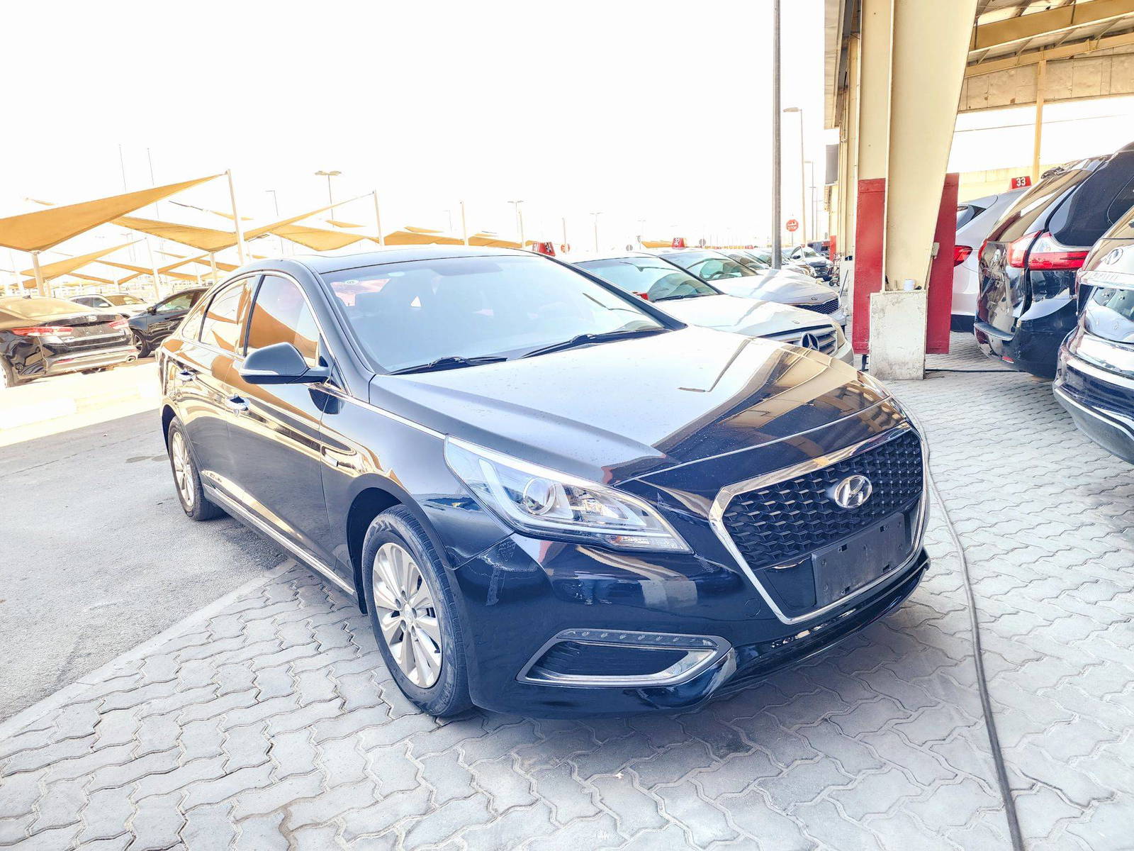 2018 HYUNDAI SONATA — 99451 Miles — Lot B4JY004579 — Souq - Marhaba Auctions Used Cars - Image 4
