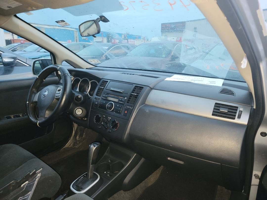 2010 NISSAN VERSA — 190912 Miles — Lot 37493572 - Marhaba Auctions Used Cars - Image 4