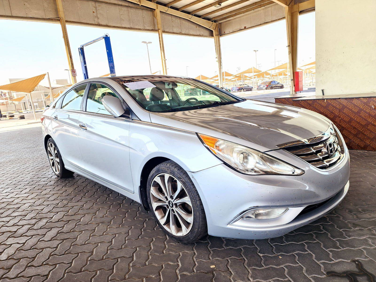 2013 HYUNDAI SONATA — 122061 Miles — Lot 40177463 — Souq - Marhaba Auctions Used Cars - Image 5