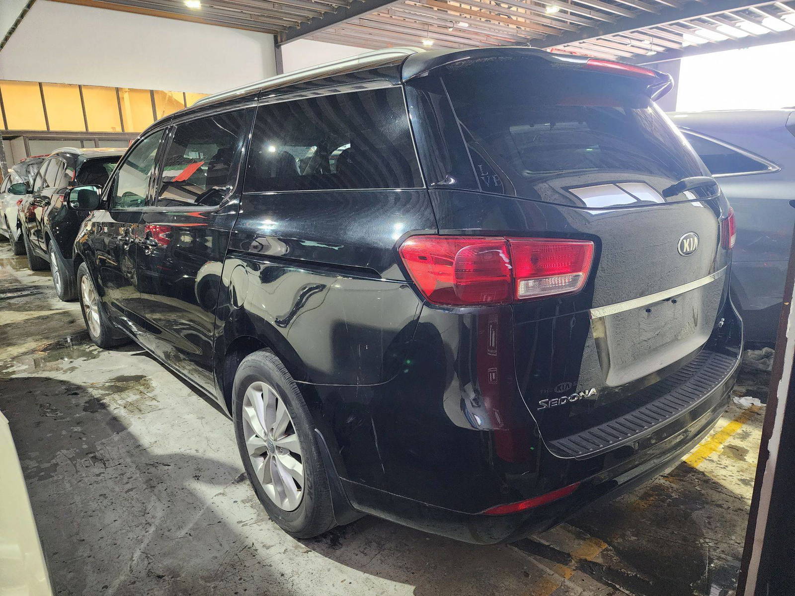 KIA SEDONA 2015 - Marhaba Auction Used Cars - Image 6