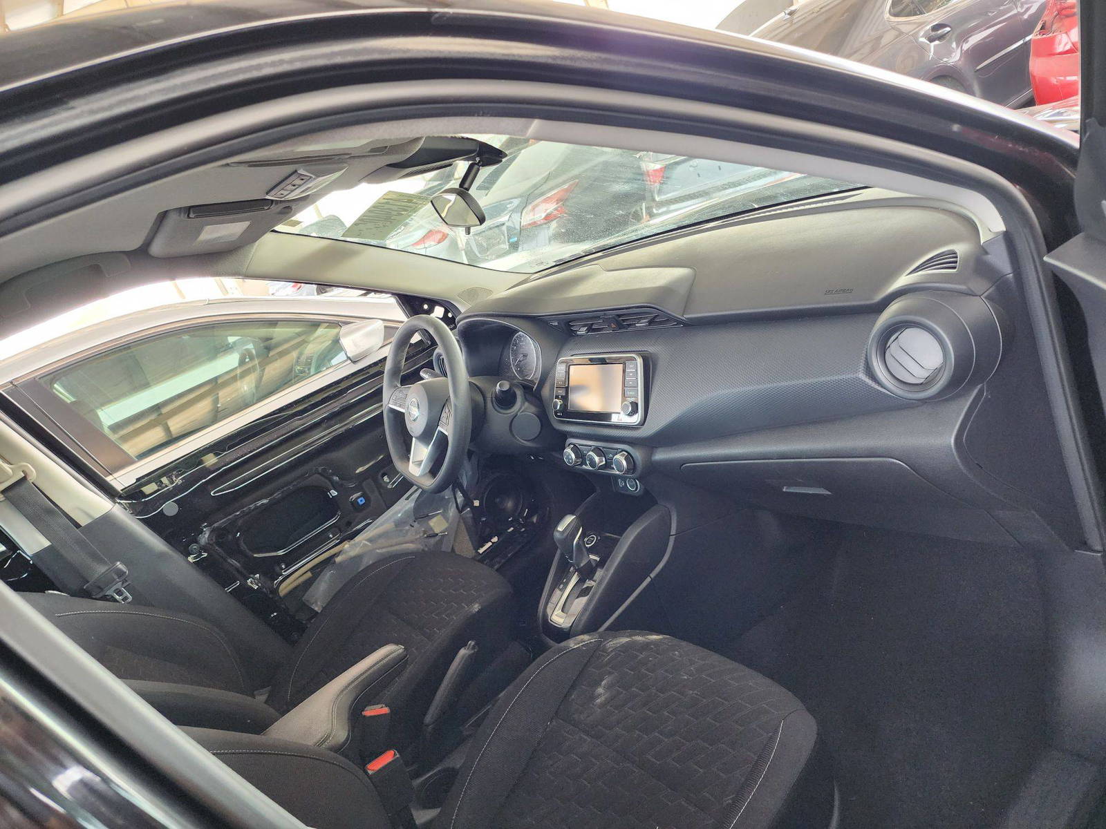 2021 NISSAN KICKS — 47325 Miles — Lot 497954 — Main - Marhaba Auctions Used Cars - Image 5