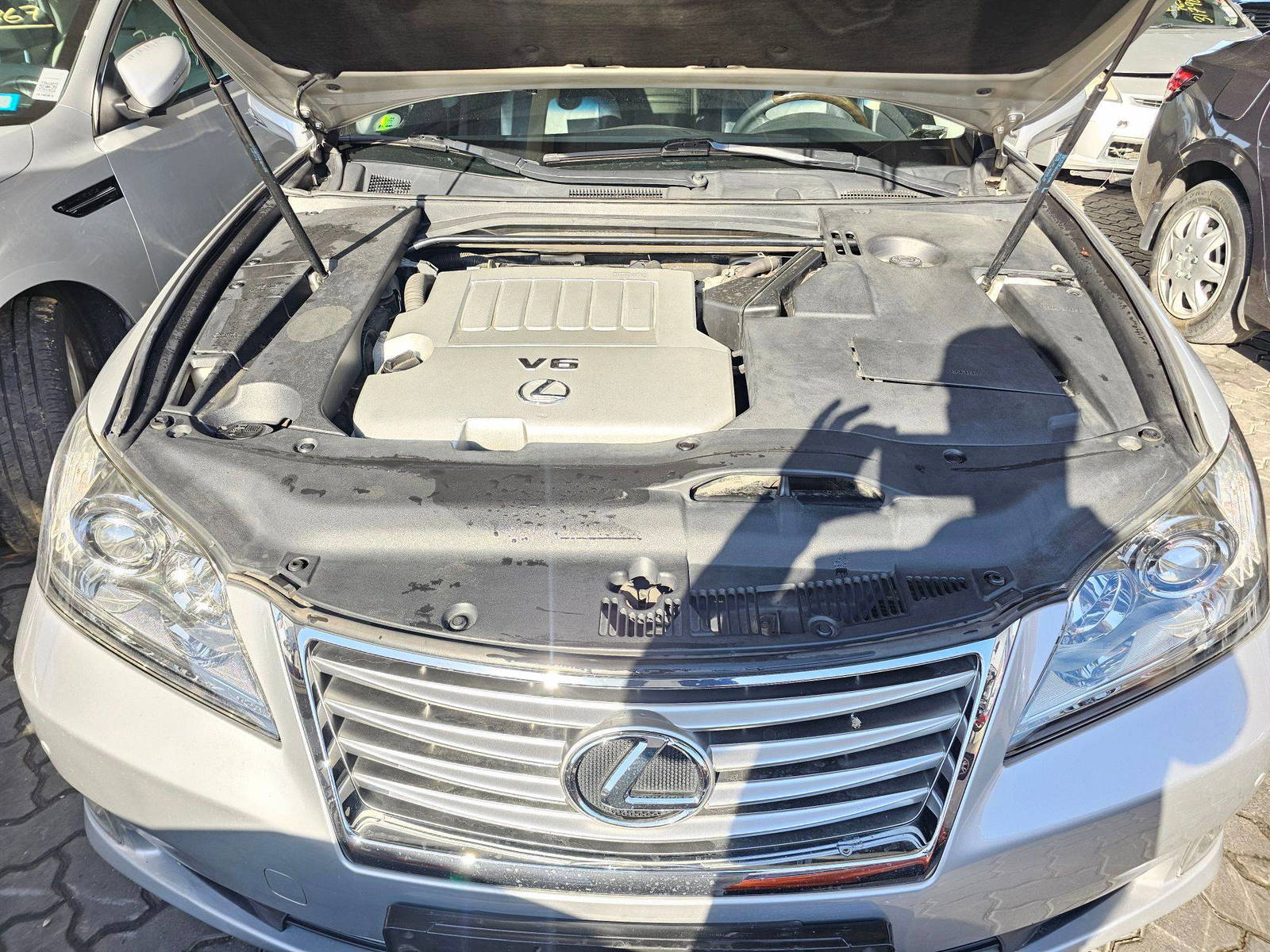 2011 LEXUS ES 350 — 98266 KM — Lot 9B2422577 — Souq - Marhaba Auctions Used Cars - Image 11