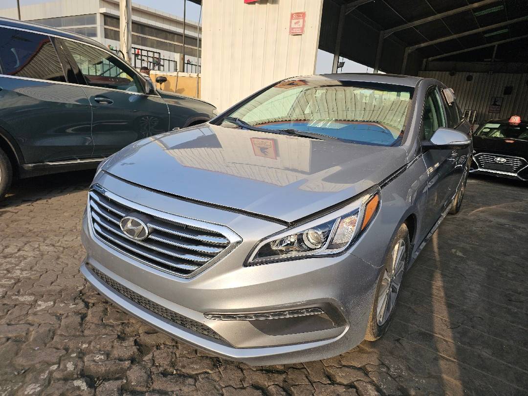 HYUNDAI SONATA SPORT