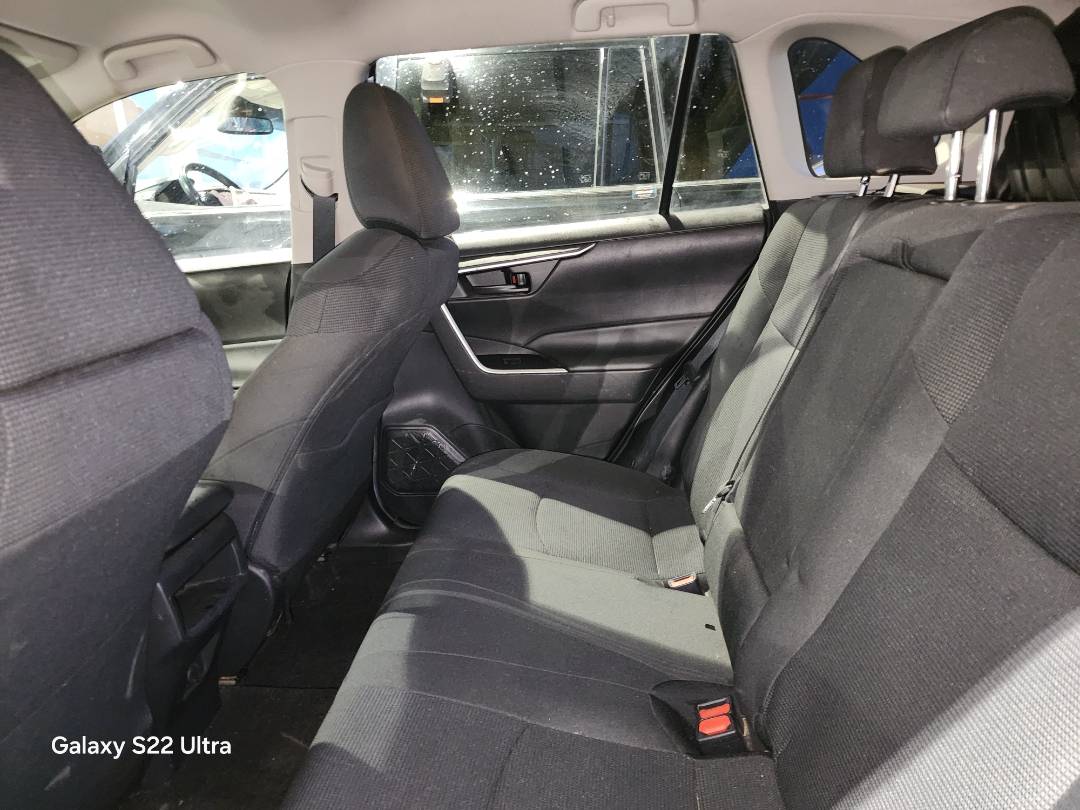 2021 TOYOTA RAV4 — 264807 Miles — Lot 47228934 — Souq - Marhaba Auctions Used Cars - Image 6