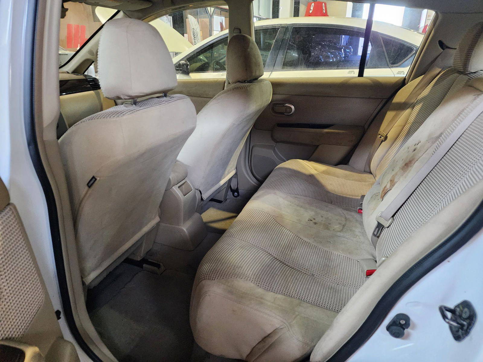 2011 NISSAN VERSA — 198678 Miles — Lot 491003 — Al Quoz - Marhaba Auctions Used Cars - Image 6