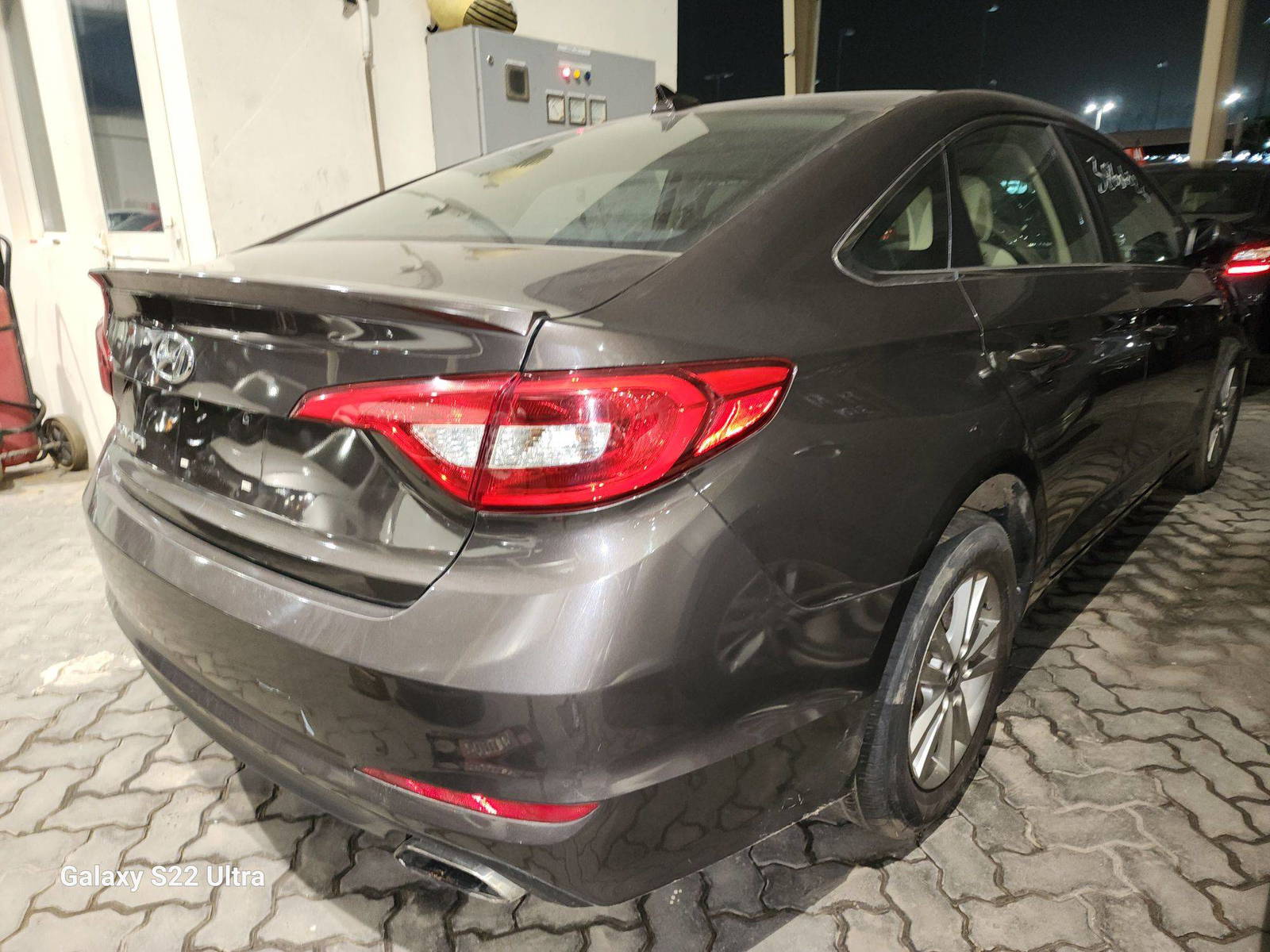 2015 HYUNDAI SONATA — 132479 Miles — Lot 38606826 - Marhaba Auctions Used Cars - Image 4