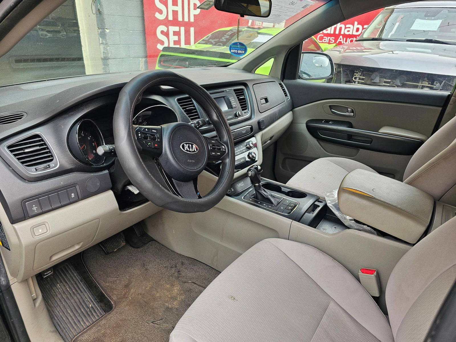 2016 KIA SEDONA — 200305 Miles — Lot G6171704 — Main - Marhaba Auctions Used Cars - Image 8