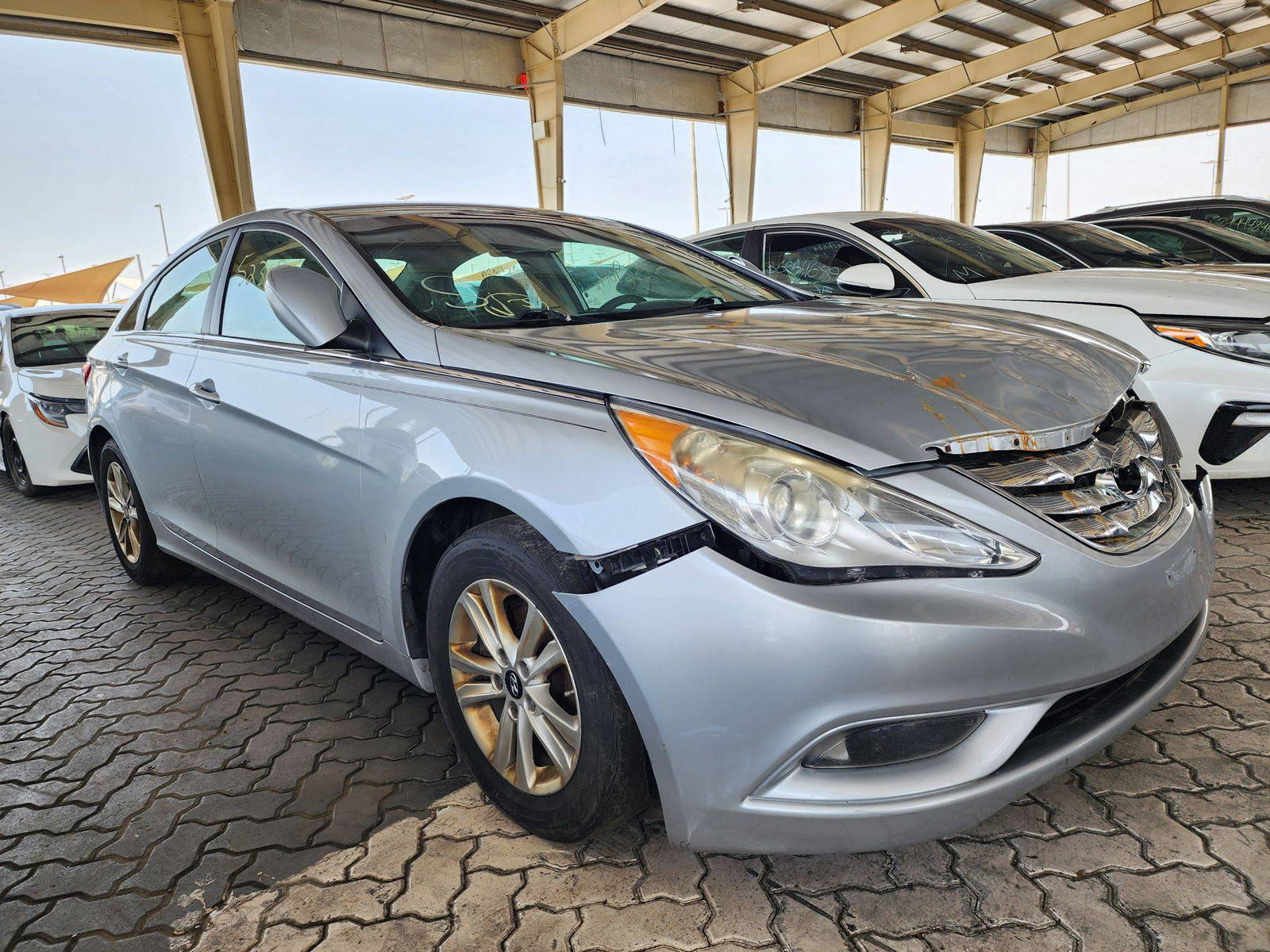 2013 HYUNDAI SONATA — 124305 Miles — Lot 23368 — Souq - Marhaba Auctions Used Cars - Image 4