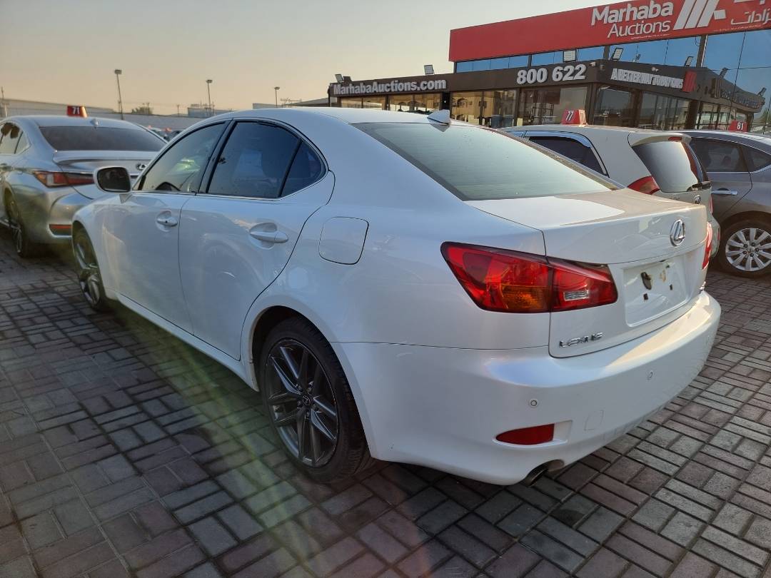 2008 LEXUS IS 250 — 244164 KM — Lot 125487 — Ind. 12 - Marhaba Auctions Used Cars - Image 4