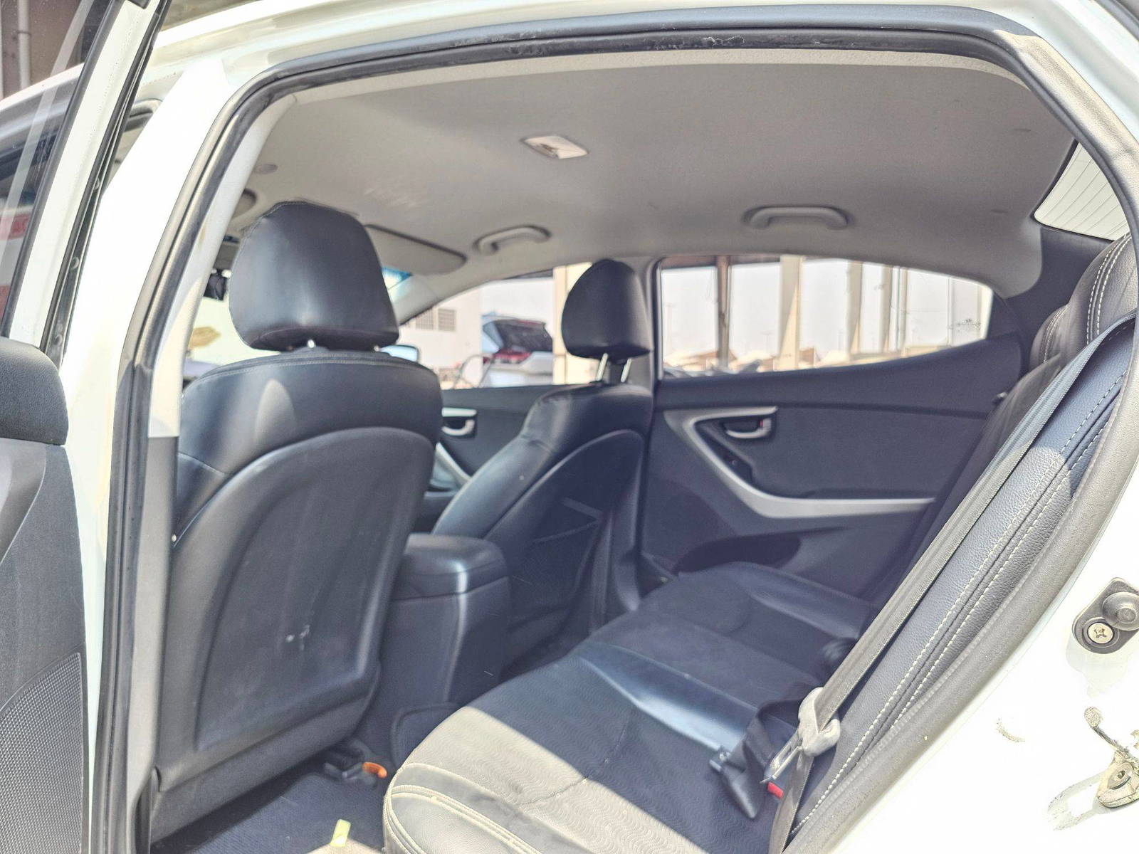 2011 HYUNDAI AVANTE — 138715 KM — Lot 006271 — Main - Marhaba Auctions Used Cars - Image 6