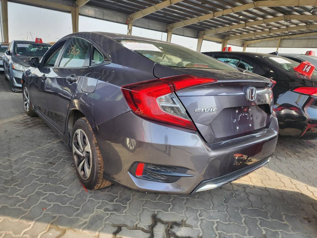2019 HONDA CIVIC — 158050 Miles — Lot 38557367 — Souq - Marhaba Auctions Used Cars - Image 8