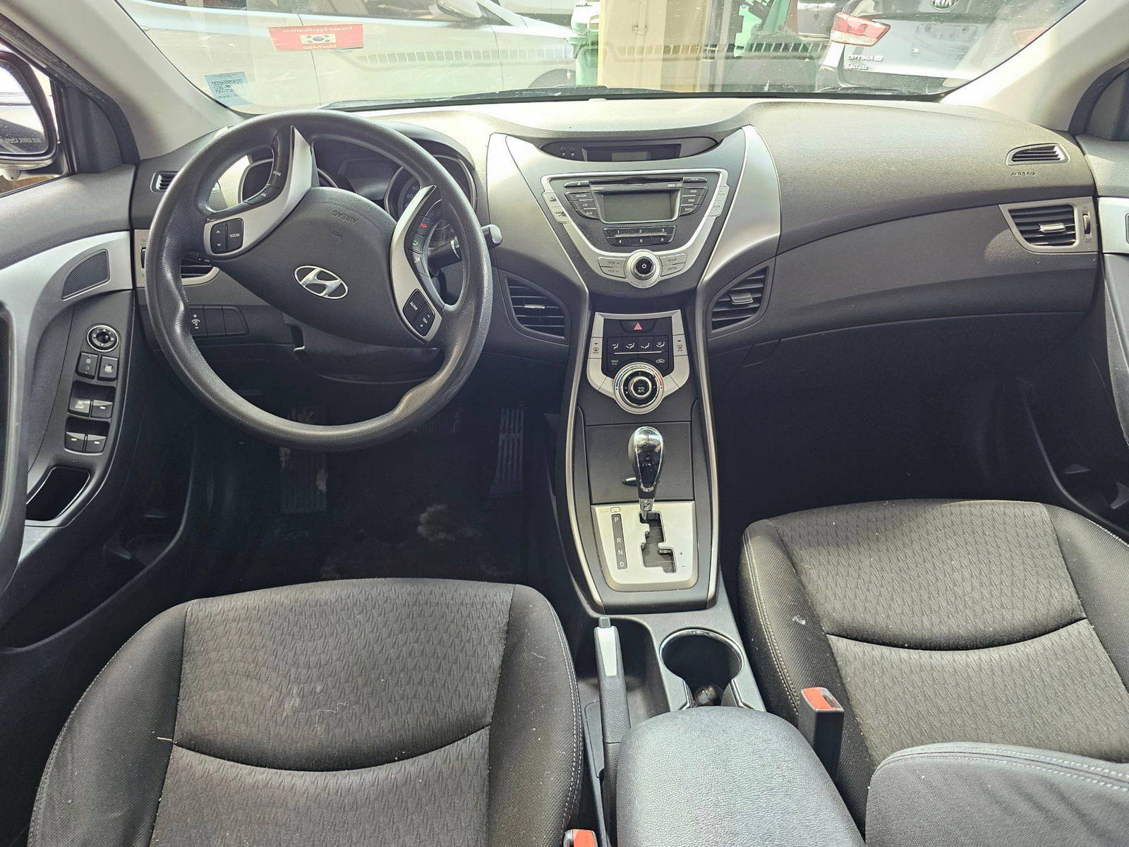 2011 HYUNDAI AVANTE — 153231 KM — Lot 099109 — Souq - Marhaba Auctions Used Cars - Image 7