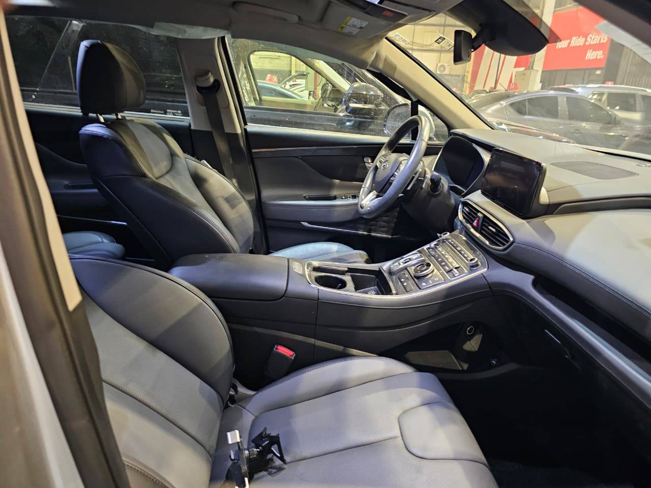 2023 HYUNDAI SANTA FE — 29293 Miles — Lot PH598868 — Main - Marhaba Auctions Used Cars - Image 9