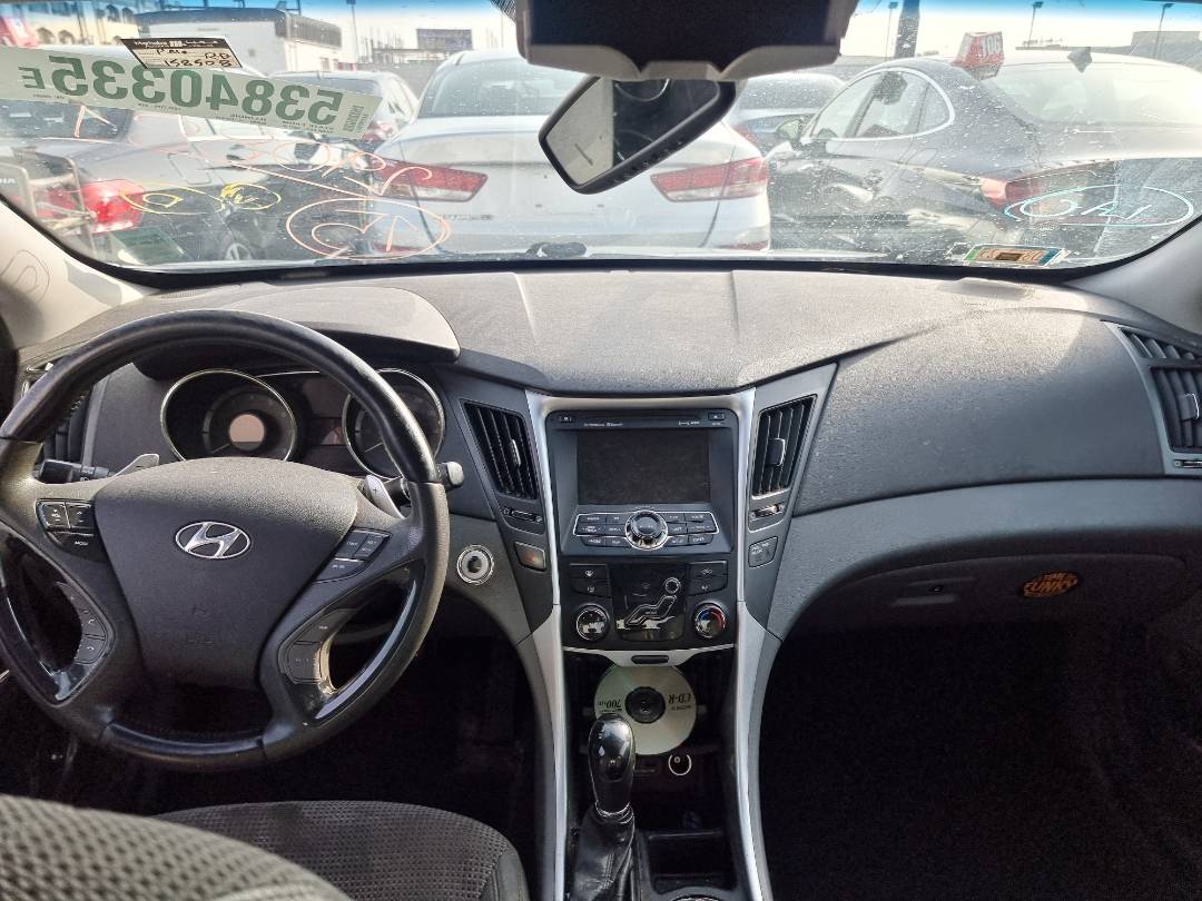 2011 HYUNDAI SONATA — 158508 Miles — Lot 214587 — Ind. 12 - Marhaba Auctions Used Cars - Image 7