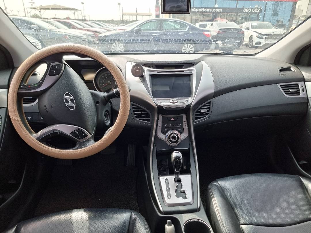 2014 HYUNDAI AVANTE — 171296 KM — Lot 917843 — Ind. 12 - Marhaba Auctions Used Cars - Image 7