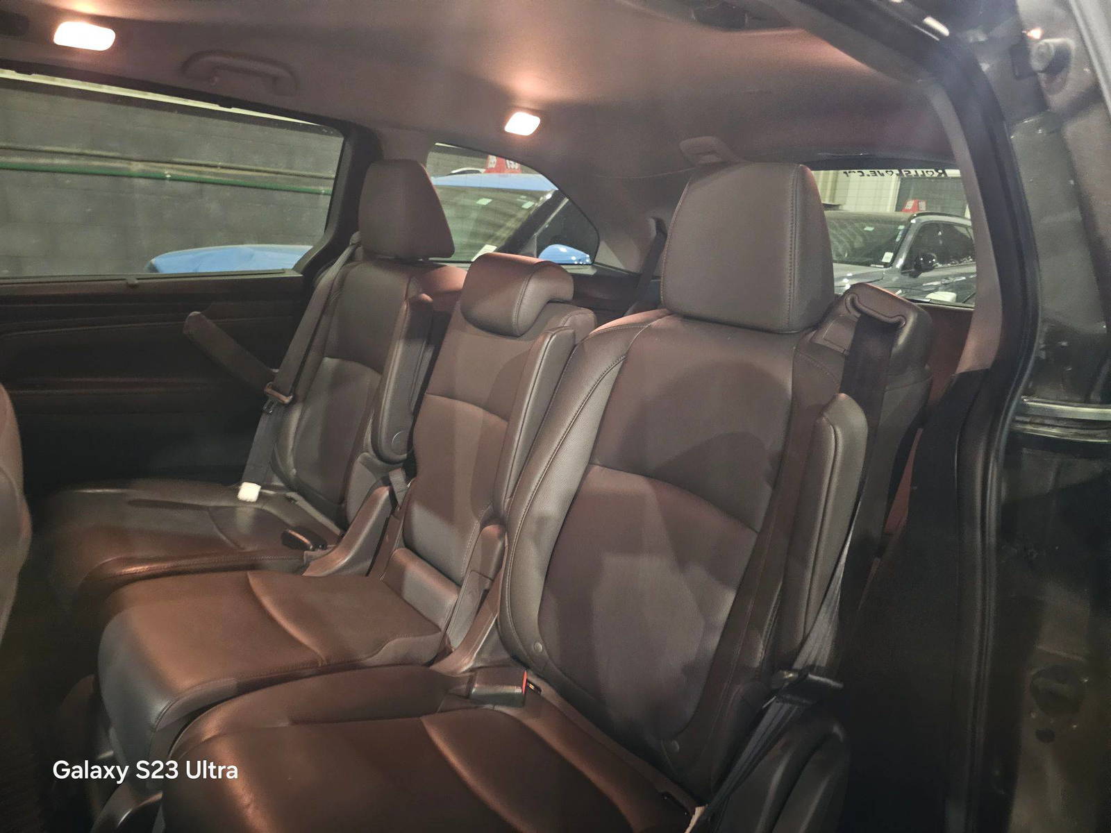 2018 HONDA ODYSSEY — 338018 KM — Lot 0JB025504 — Main - Marhaba Auctions Used Cars - Image 7