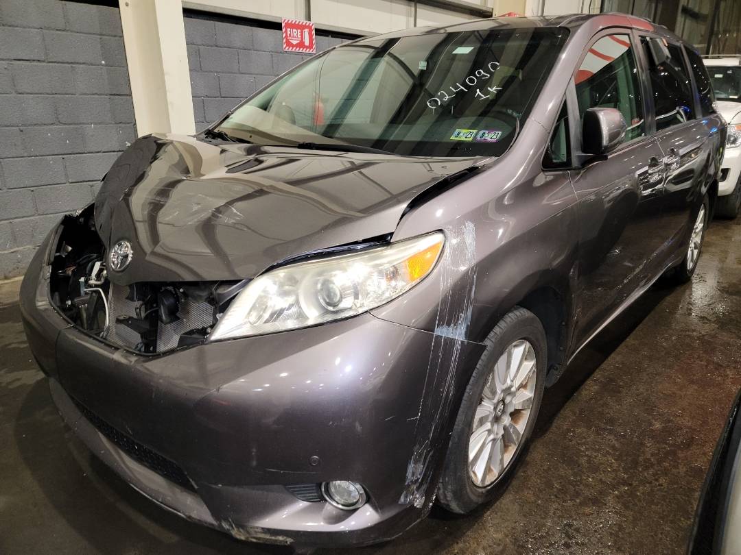 2011 TOYOTA SIENNA — 168116 Miles — Lot 37434873 - Marhaba Auctions Used Cars - Image 8
