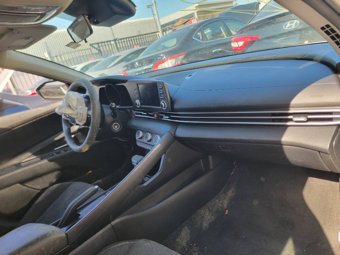 2021 HYUNDAI ELANTRA — 45800 Miles — Lot 76689733 - Marhaba Auctions Used Cars - Image 6