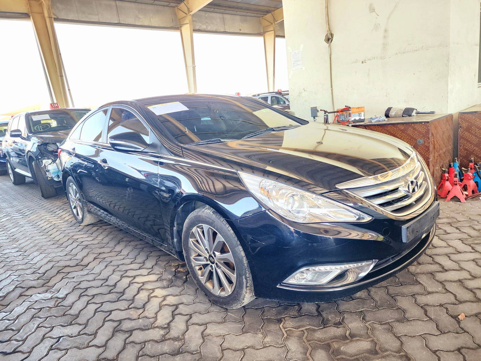 2013 HYUNDAI SONATA — 165575 KM — Lot 558214 — Souq - Marhaba Auctions Used Cars - Image 4