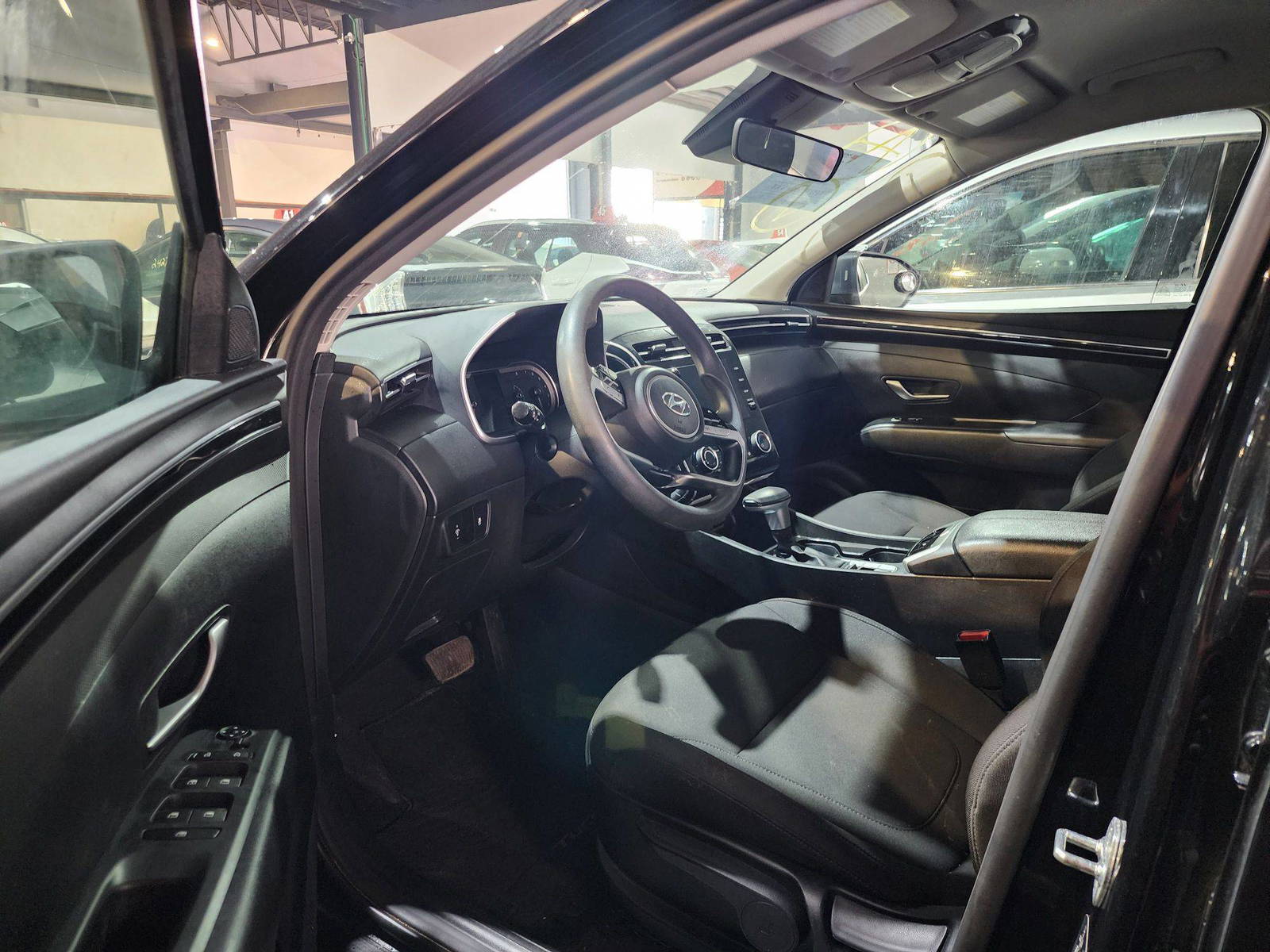 2022 HYUNDAI TUCSON — 21912 KM — Lot 87147704 — Main - Marhaba Auctions Used Cars - Image 9