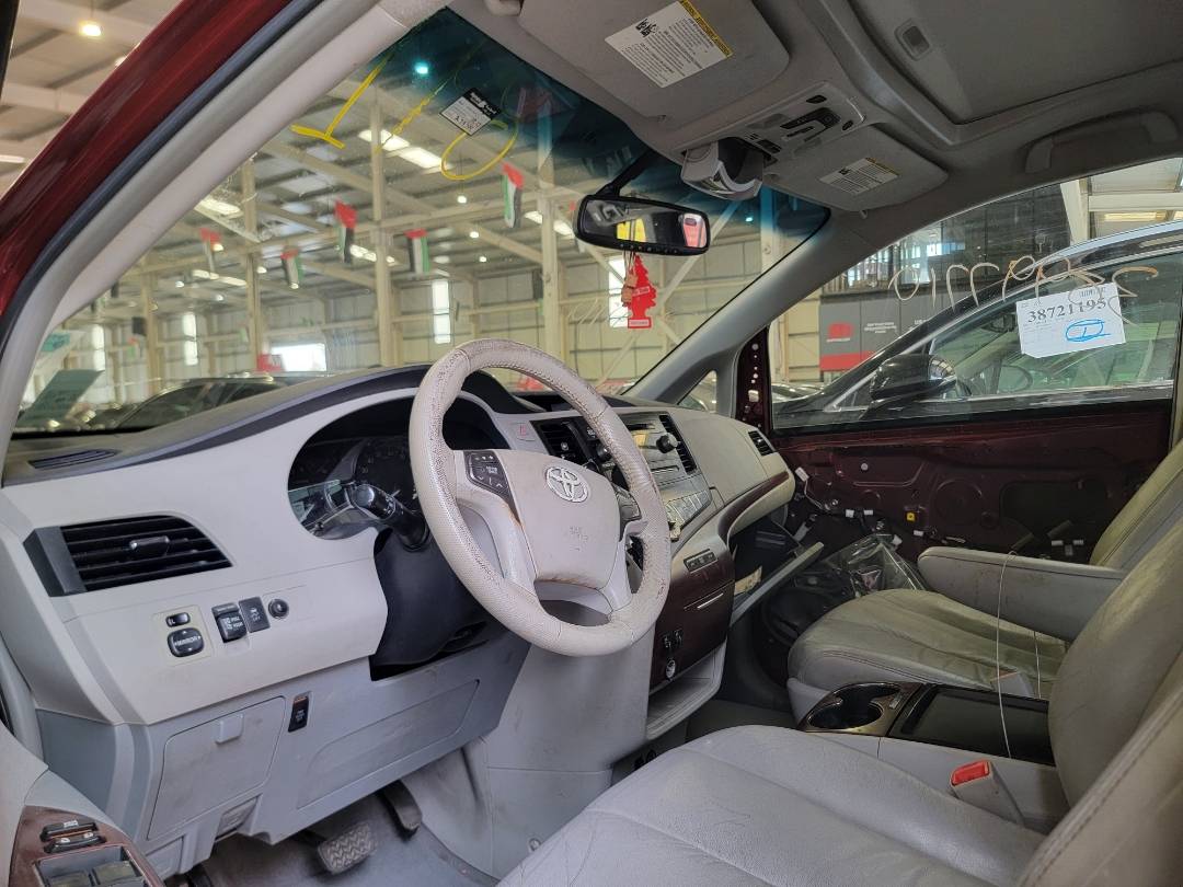 2011 TOYOTA SIENNA — 279799 Miles — Lot XBS008916 — Main - Marhaba Auctions Used Cars - Image 6