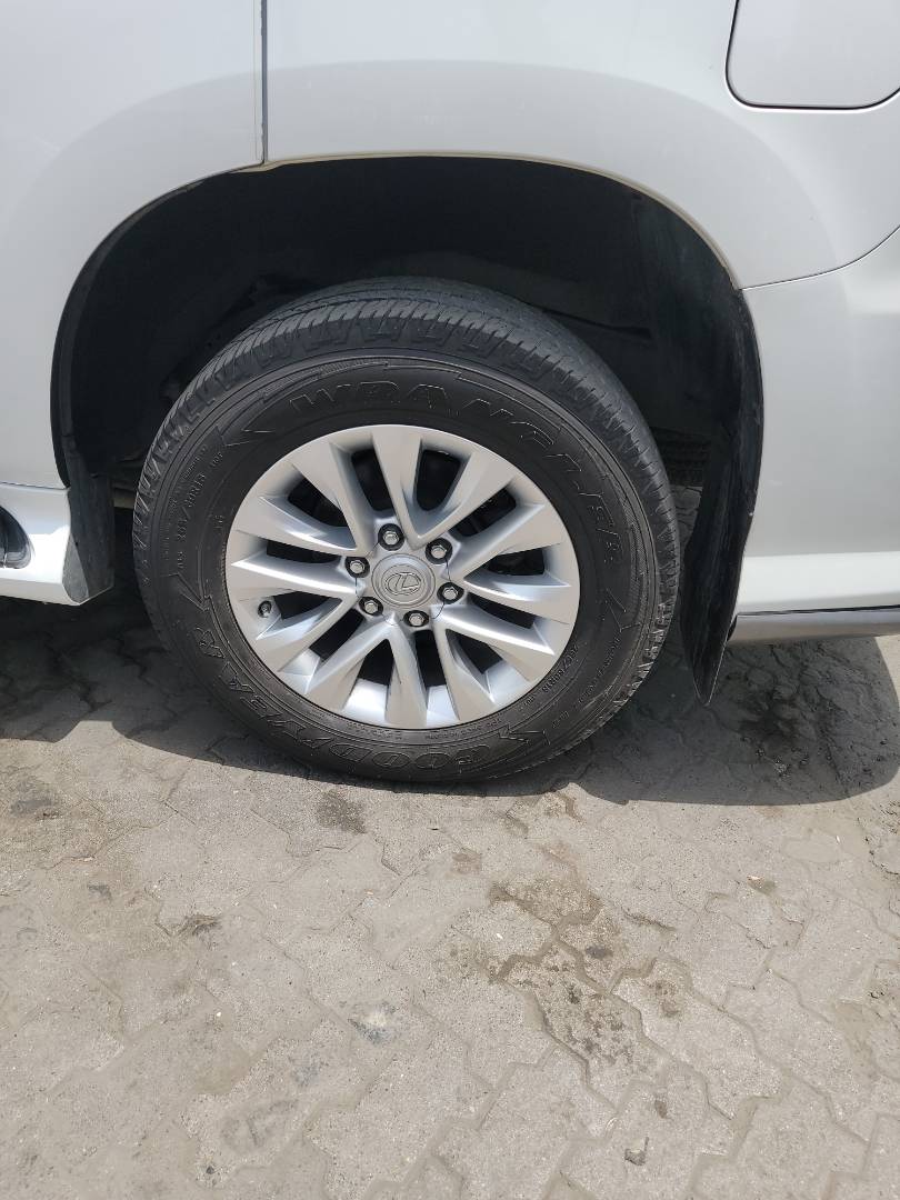 2019 LEXUS GX 460 — 85017 Miles — Lot K5215029 — Main - Marhaba Auctions Used Cars - Image 9