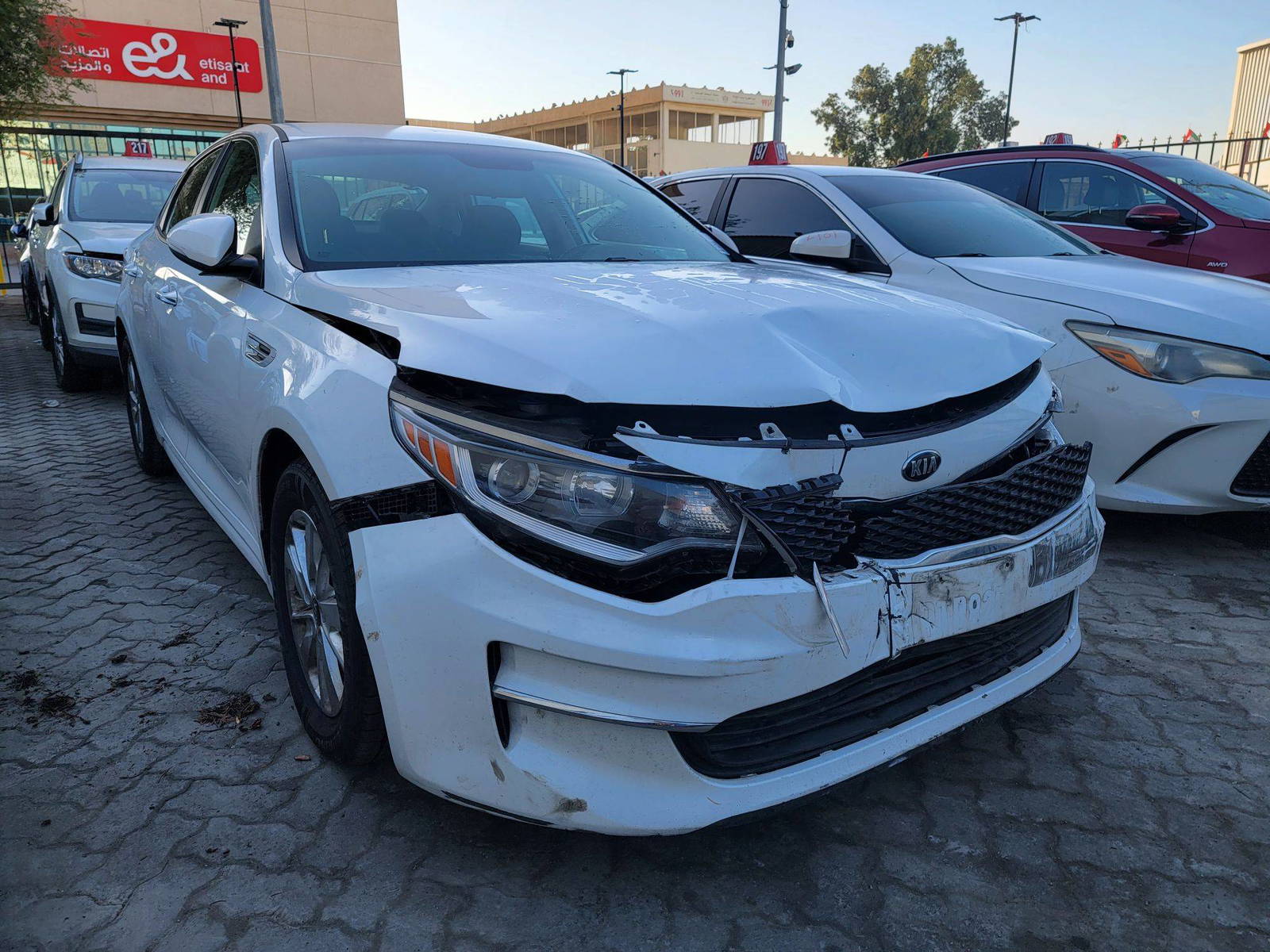 2018 KIA OPTIMA — 146853 Miles — Lot 43156234 — Main - Marhaba Auctions Used Cars - Image 4