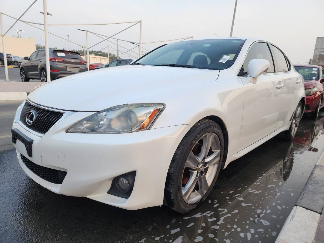 2013 LEXUS IS 250 — 189936 Miles — Lot 87666 — Souq - Marhaba Auctions Used Cars - Image 4