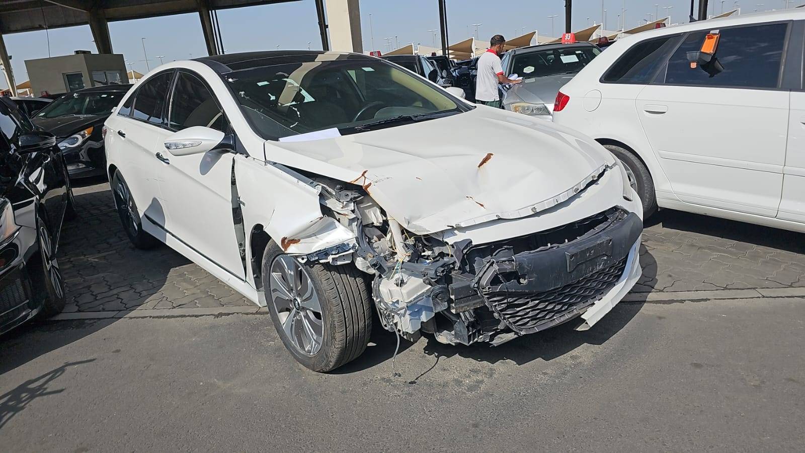2015 HYUNDAI SONATA — 96698 Miles — Lot A45FA121983 — Souq - Marhaba Auctions Used Cars - Image 5