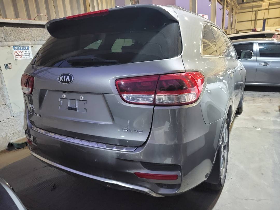 2017 KIA SORENTO — 137968 Miles — Lot 240199 — Main - Marhaba Auctions Used Cars - Image 3