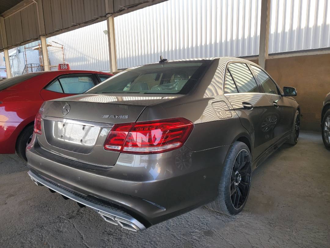 2011 MERCEDES BENZ E 350 — 155064 Miles — Lot A366280 — Main - Marhaba Auctions Used Cars - Image 3