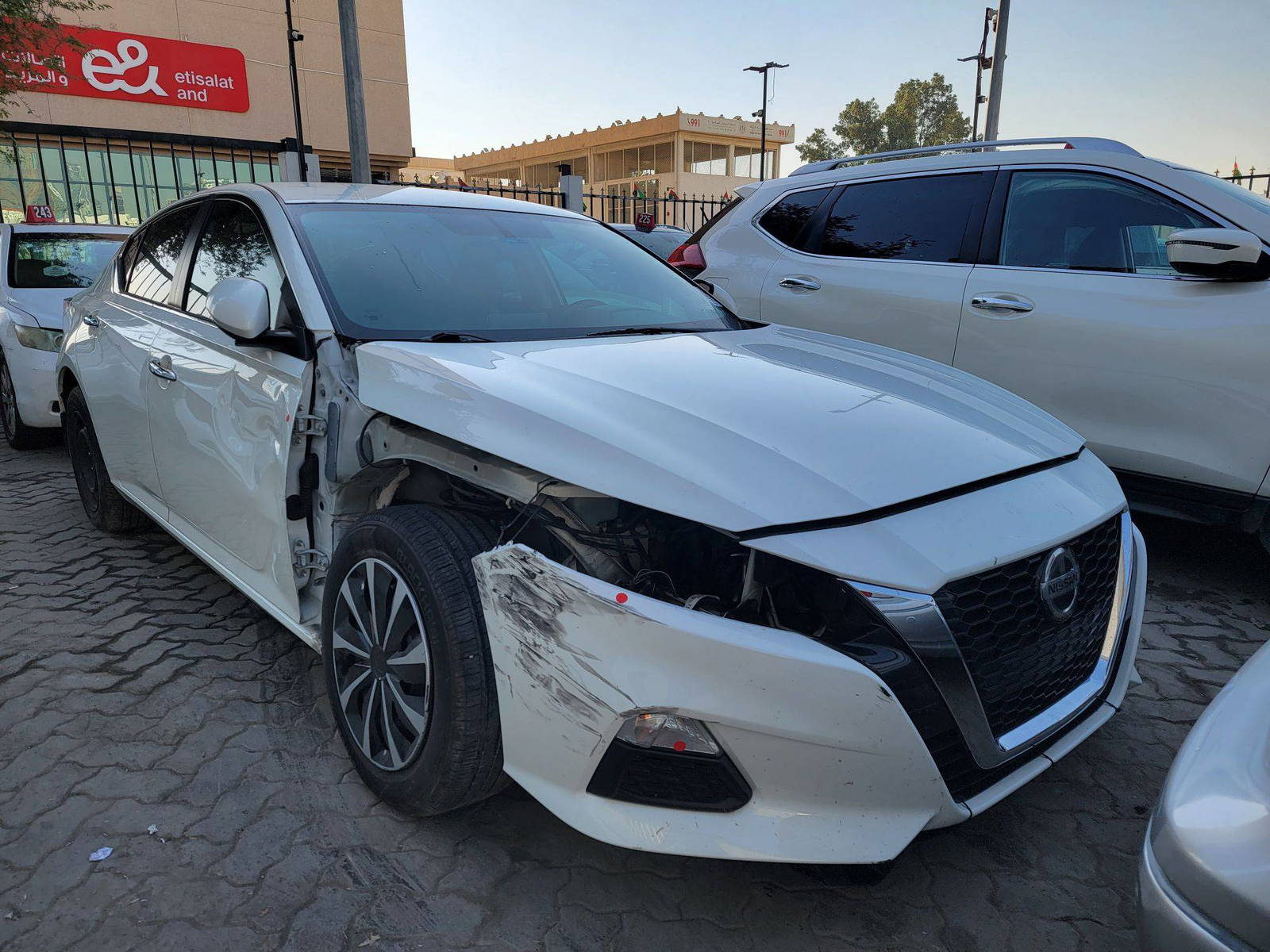 2019 NISSAN ALTIMA — 110556 Miles — Lot 86520215 — Main - Marhaba Auctions Used Cars - Image 4